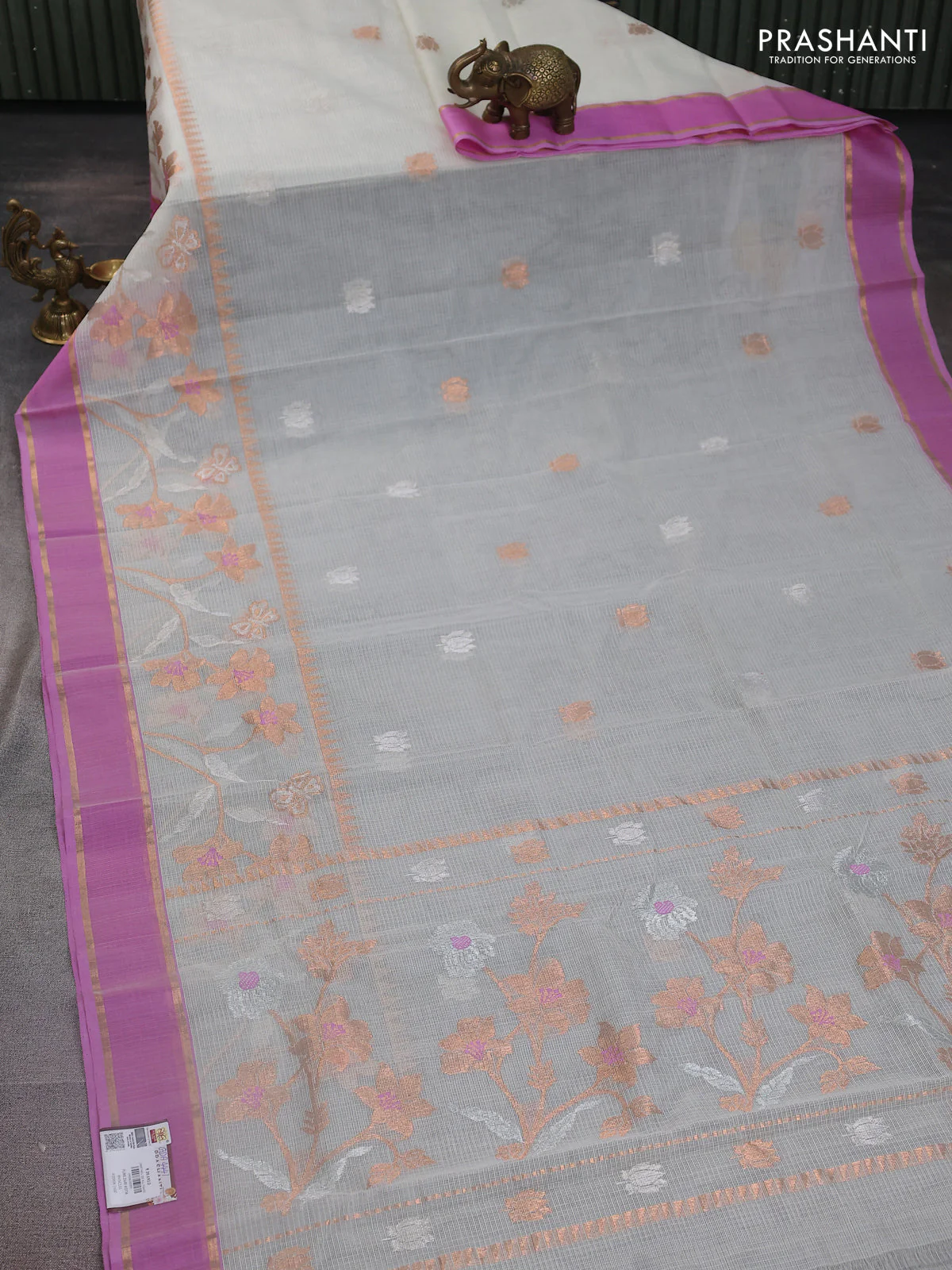 Pure zari kota silk saree cream and light pink with silver & copper zari woven floral buttas and floral design rettapet zari woven border - Image 2