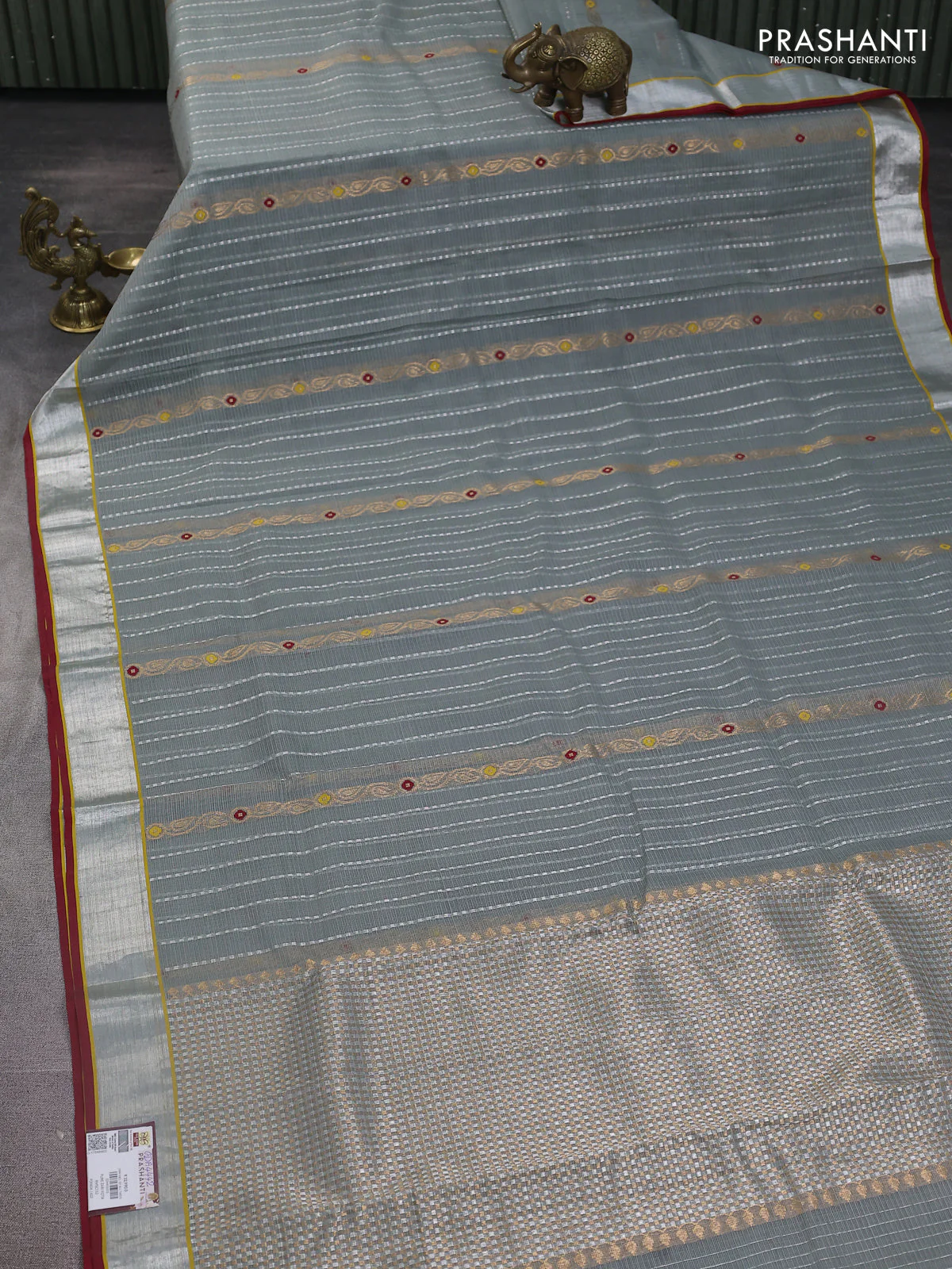 Pure zari kota silk saree grey and maroon with allover silver & gold zari weaves and silver zari woven border - Image 2