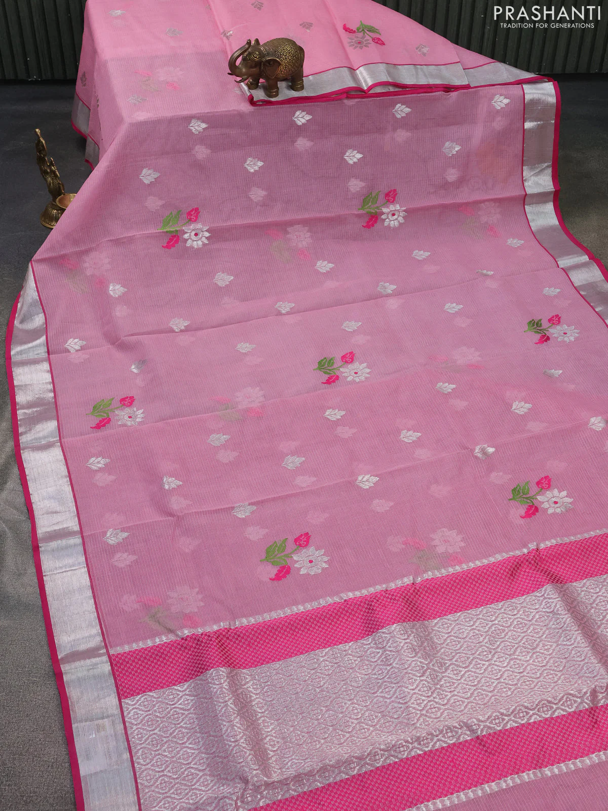 Pure zari kota silk saree light pink and pink with thread & silver zari woven buttas and silver zari woven border - Image 2