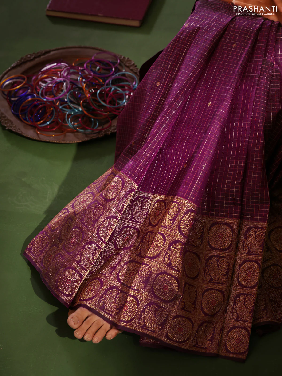 Purple Pure Kanchipuram Silk Saree With Allover Zari Checked Pattern - Image 4