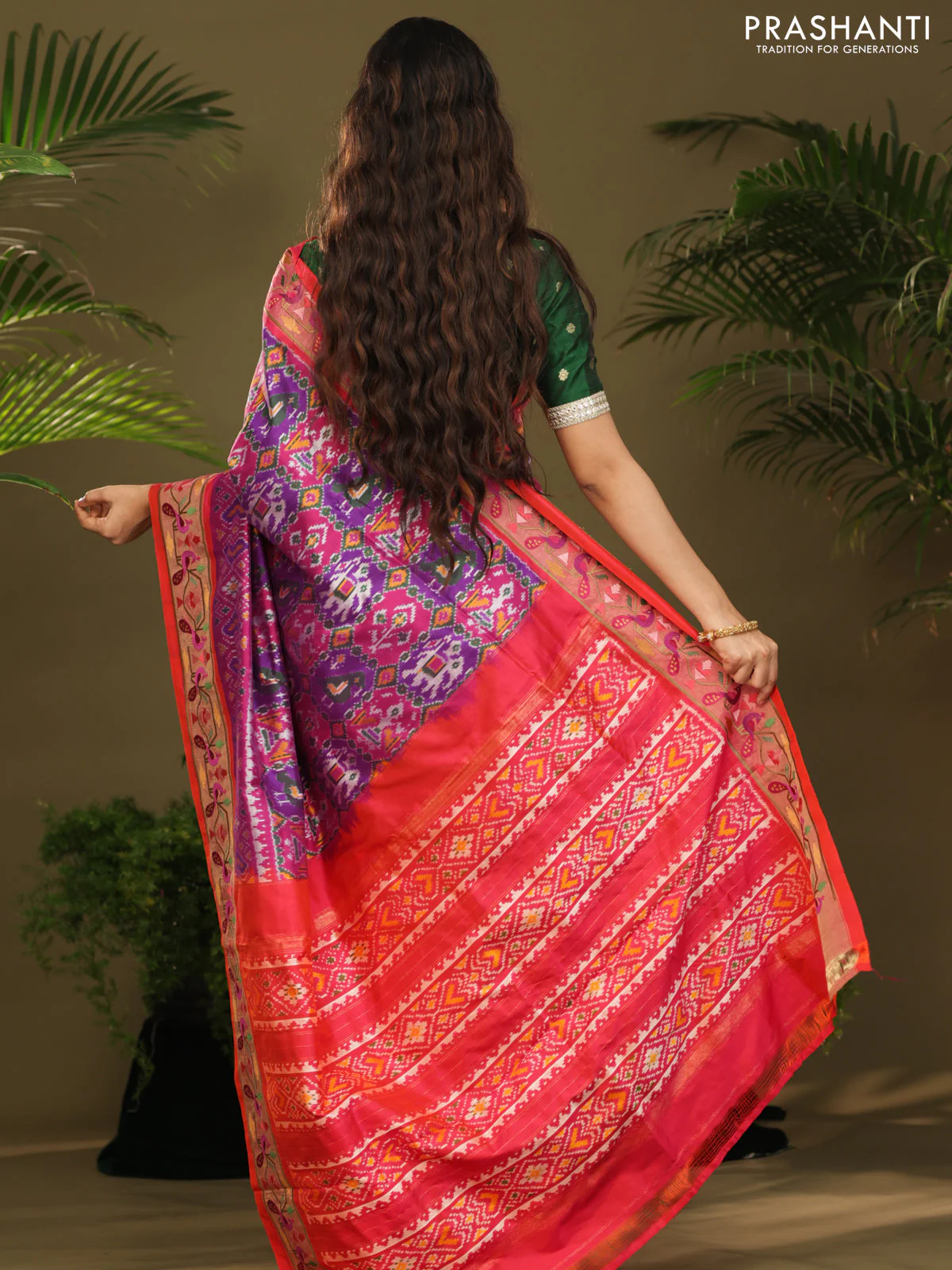 Purple & red kanchipuram silk saree with patola prints and border embroidery - Image 7