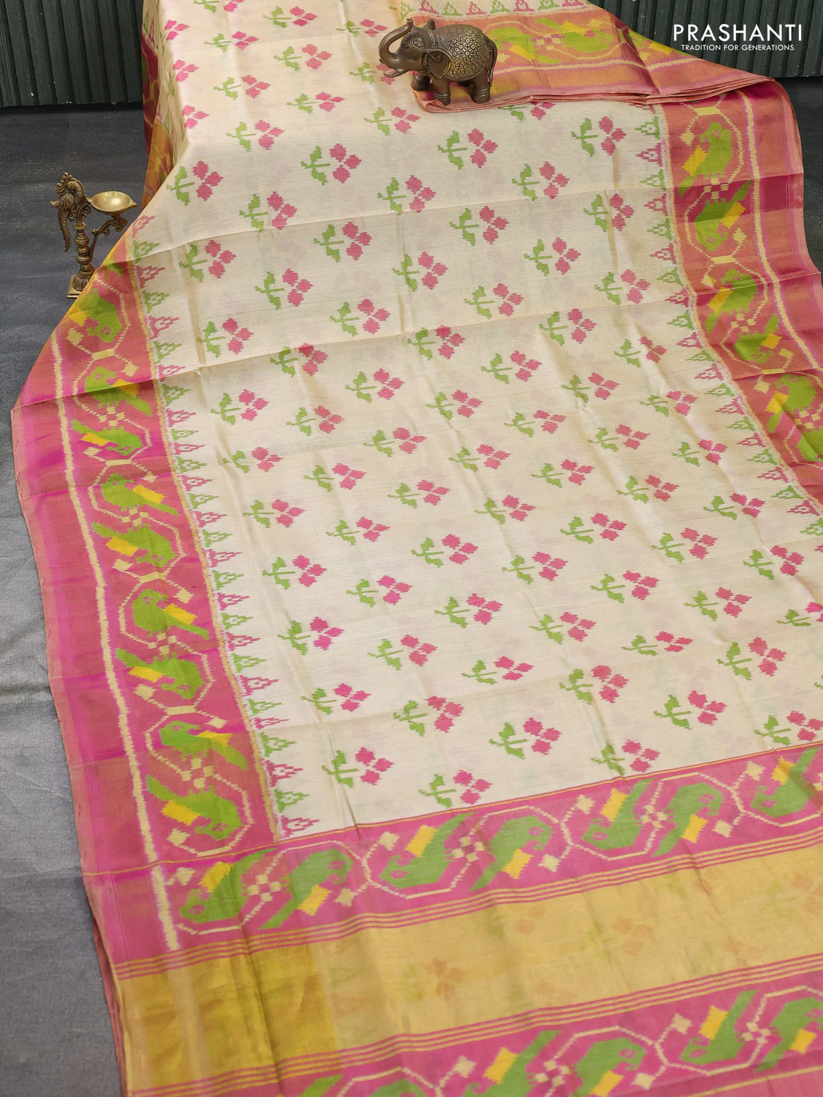 Rajkot patola silk saree cream and pink with allover ikat butta weaves and long ikat woven zari border - Image 2