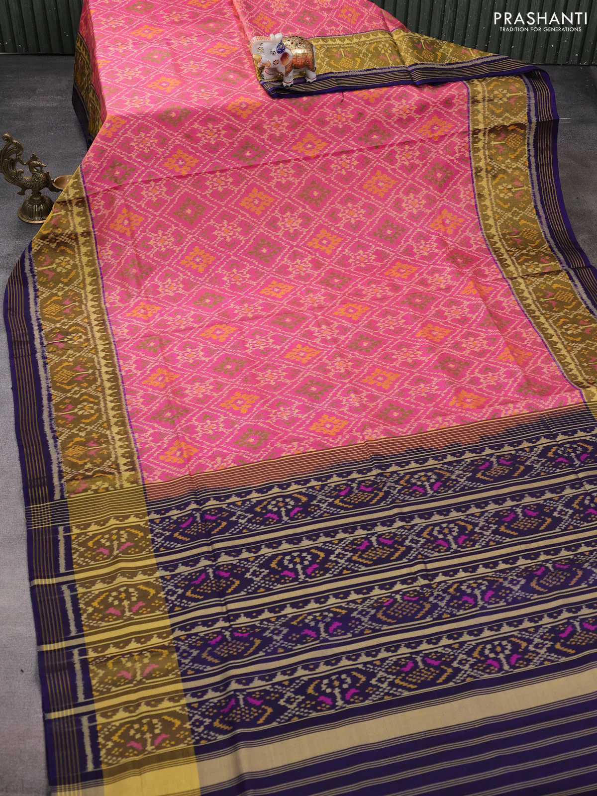 Rajkot patola silk saree pink and navy blue with allover ikat weaves and ikat woven border - Image 2