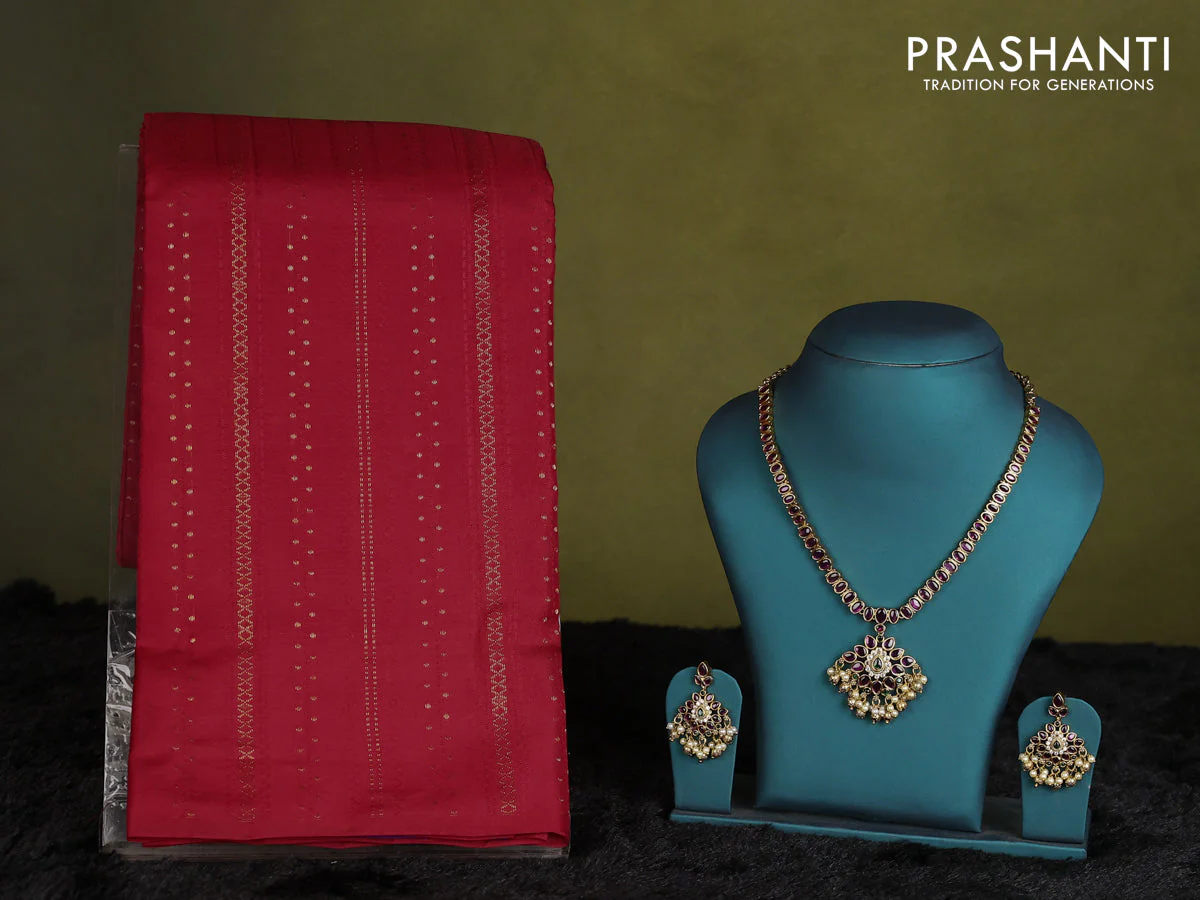 Red-Violet kanchipuram silk saree with matching neck piece