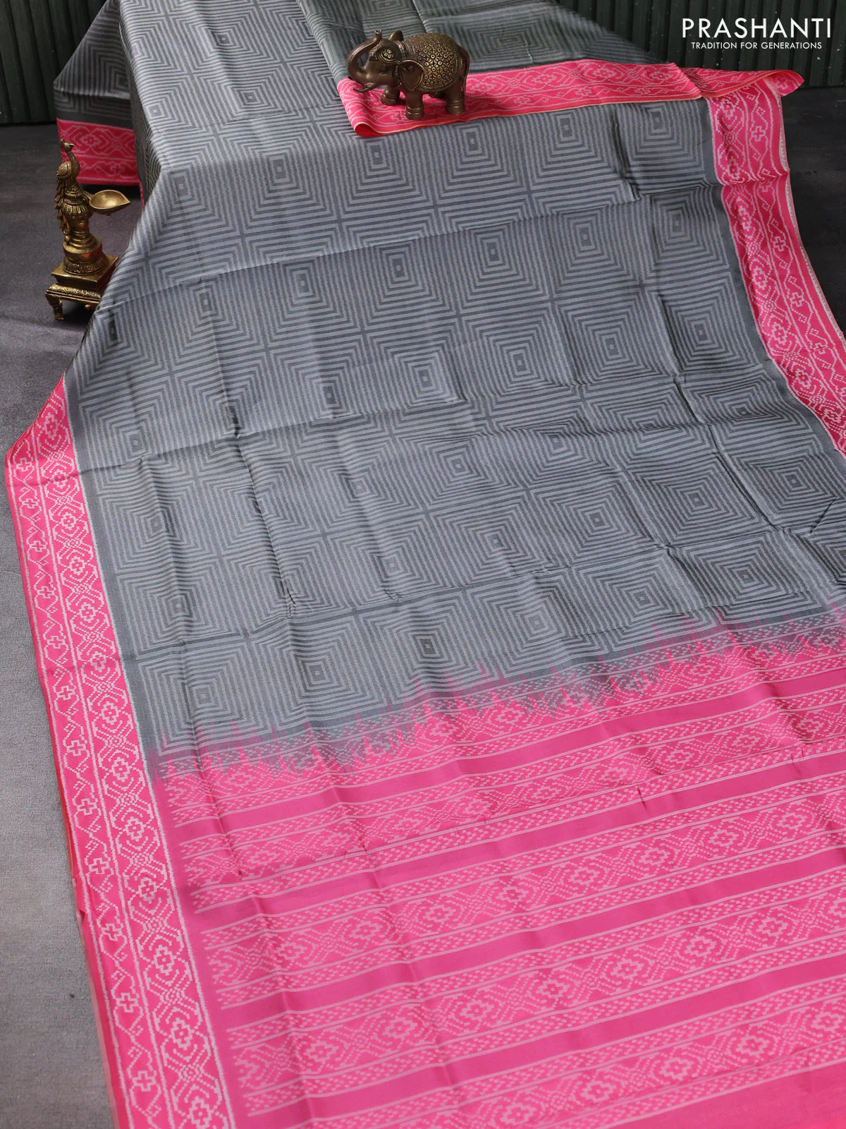 Sambalpuri semi silk saree grey shade and candy pink with allover thread woven ikat weaves and thread woven border - Image 2