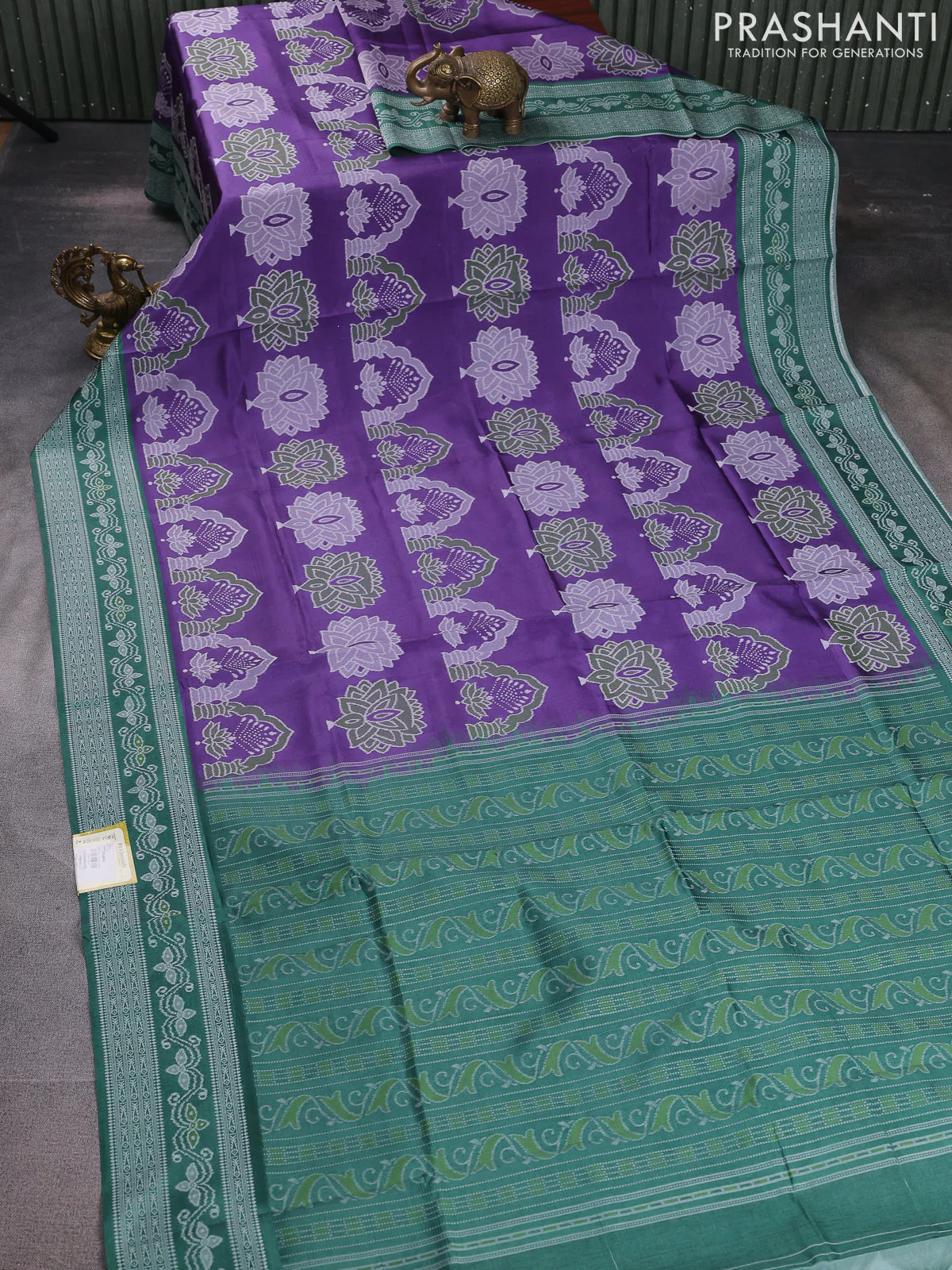 Sambalpuri semi silk saree violet and green with allover ikat weaves and thread woven border - Image 2