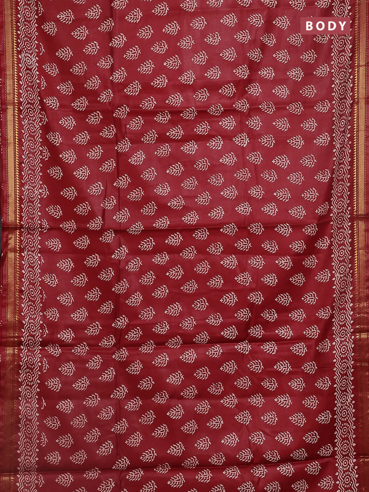Semi bhagalpuri saree maroon with allover prints and zari woven border - Image 2