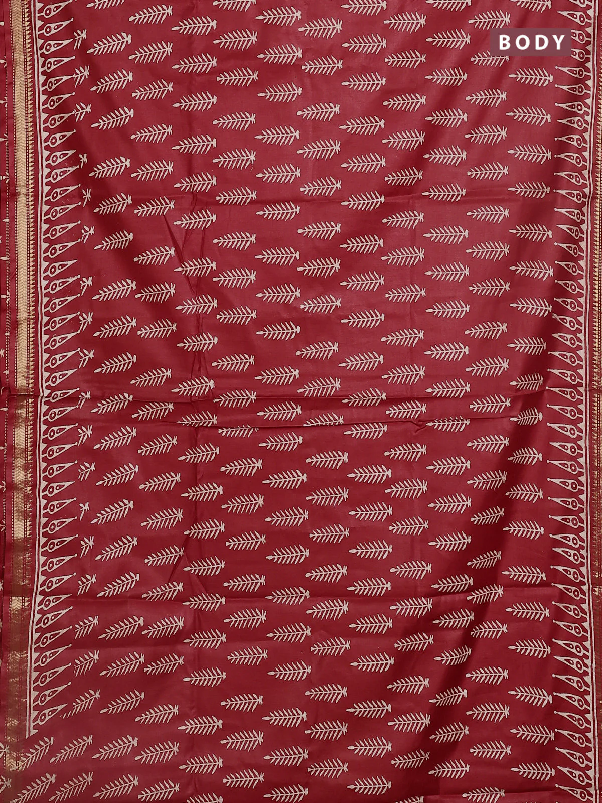 Semi bhagalpuri saree red with allover prints and zari woven border - Image 2
