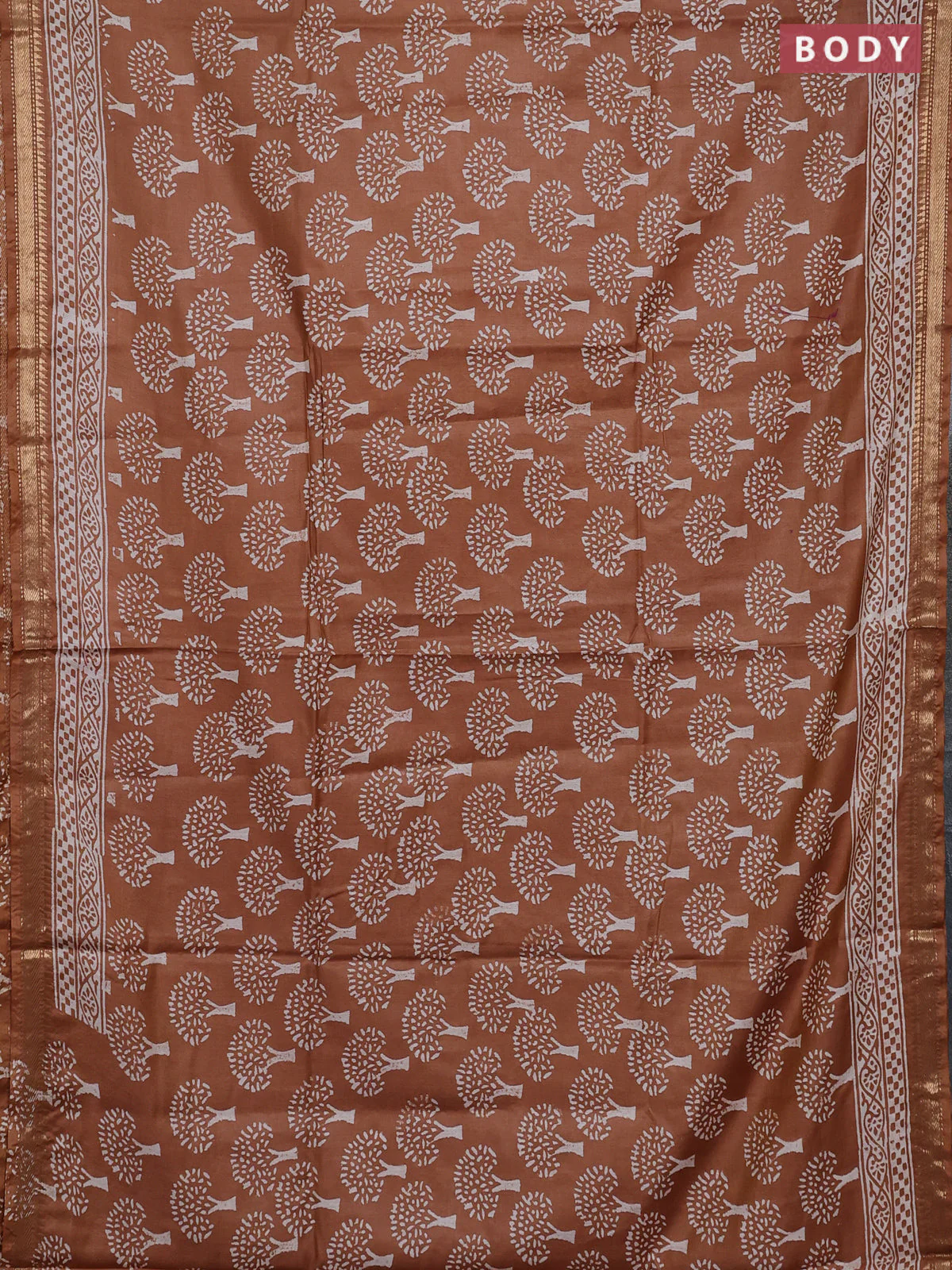 Semi bhagalpuri saree sandal with allover prints and zari woven border - Image 2