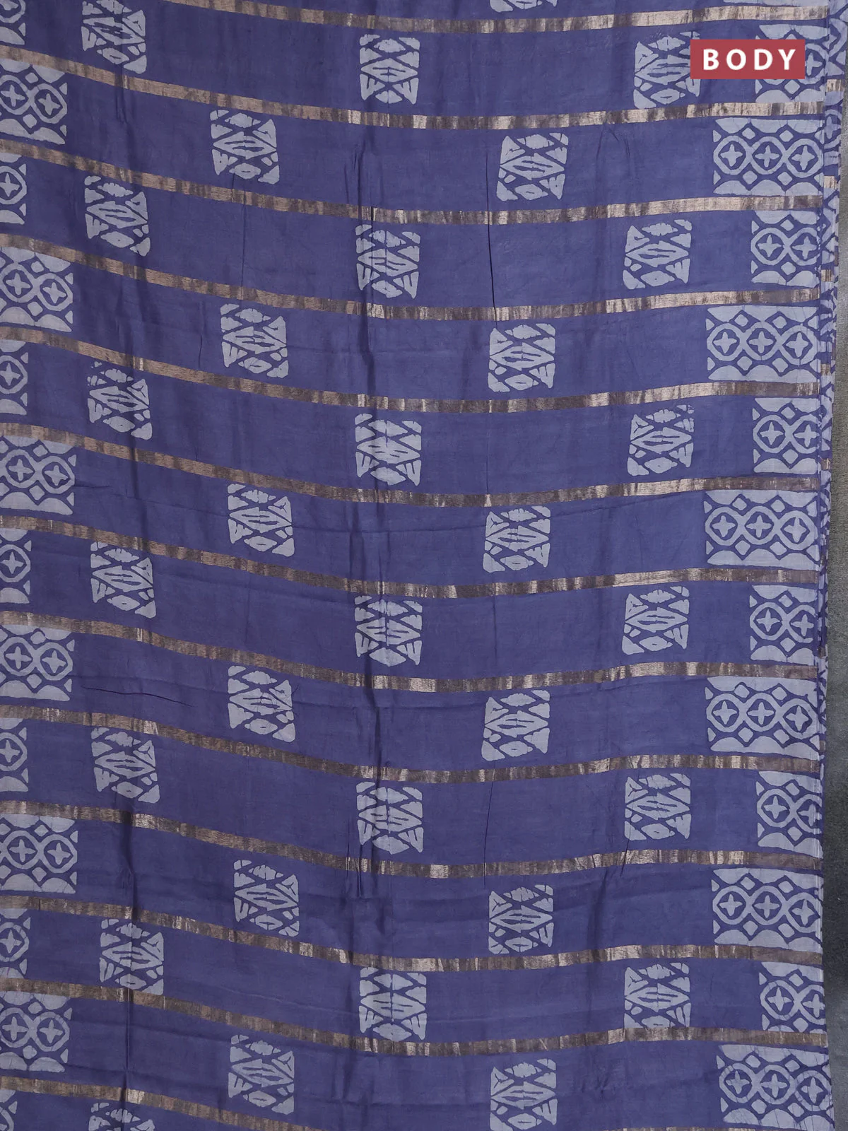 Semi chanderi saree grey with allover zari strips & batik butta prints in borderless style - Image 2
