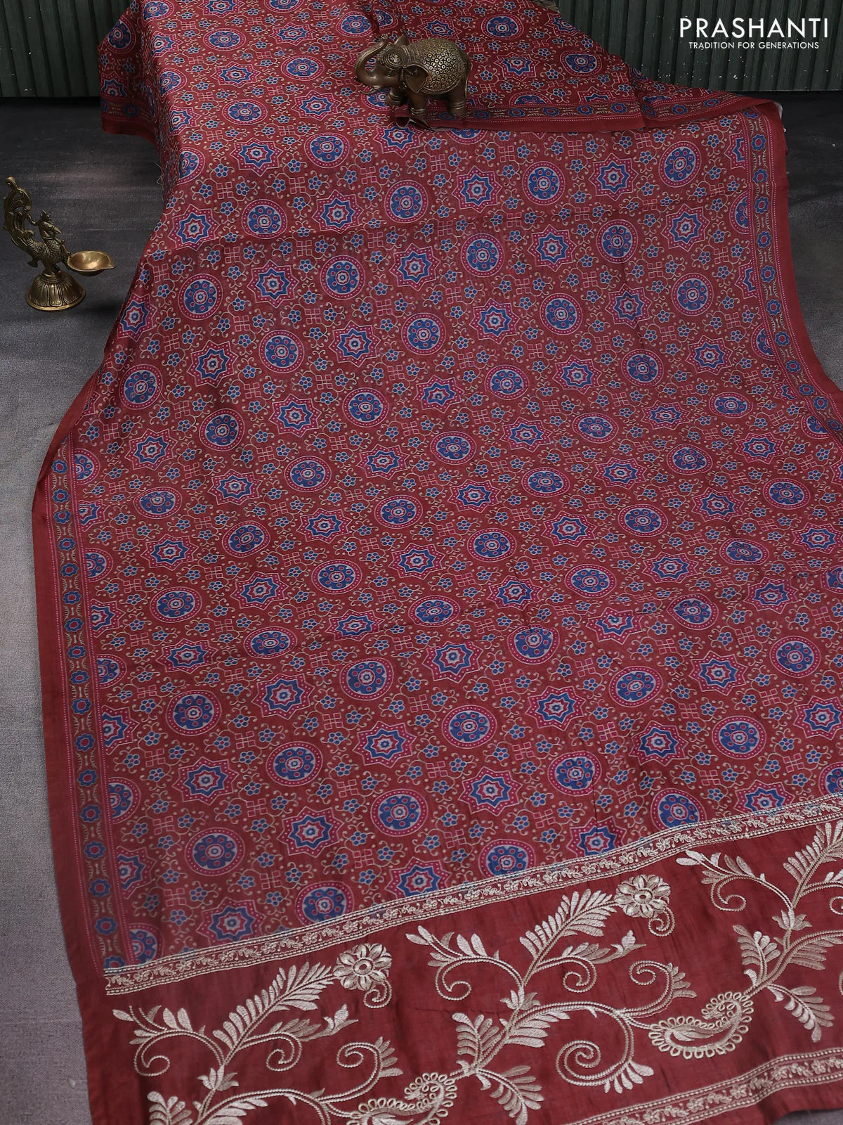 Semi chanderi saree maroon with allover prints and embroidery pallu - Image 2