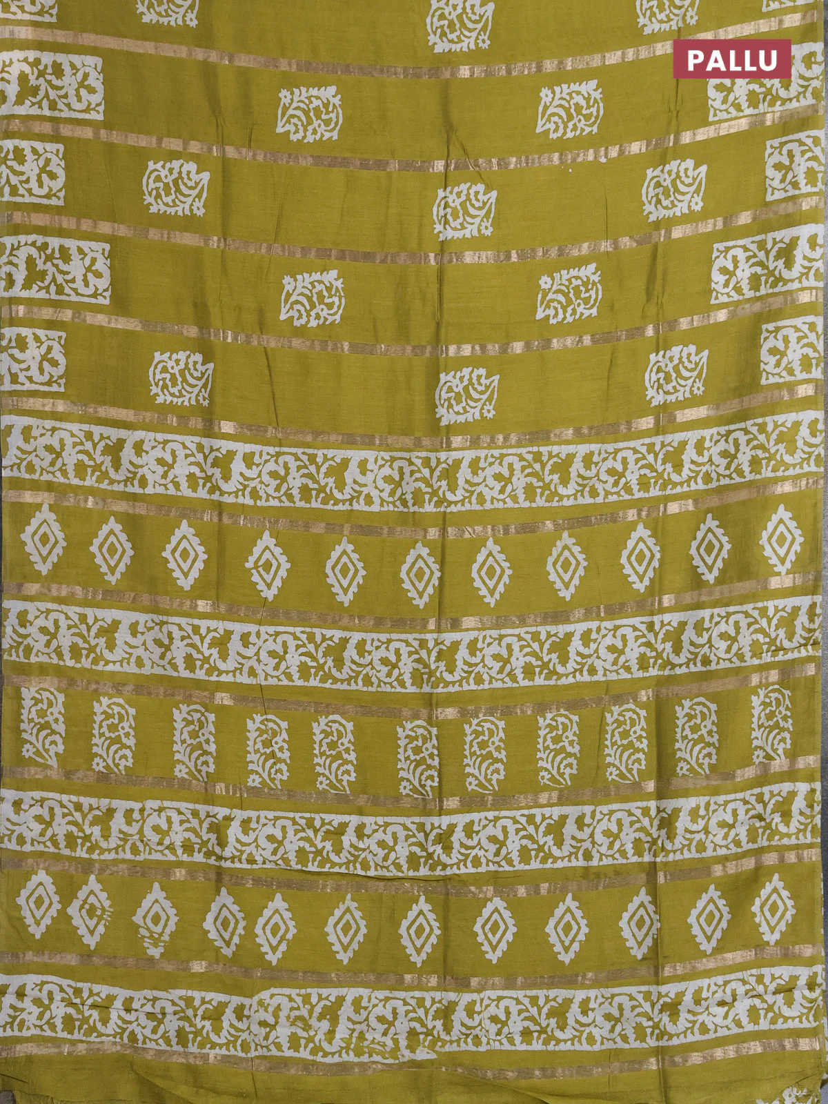 Semi chanderi saree mehendi green with allover zari strips & batik butta prints in borderless style - Image 3
