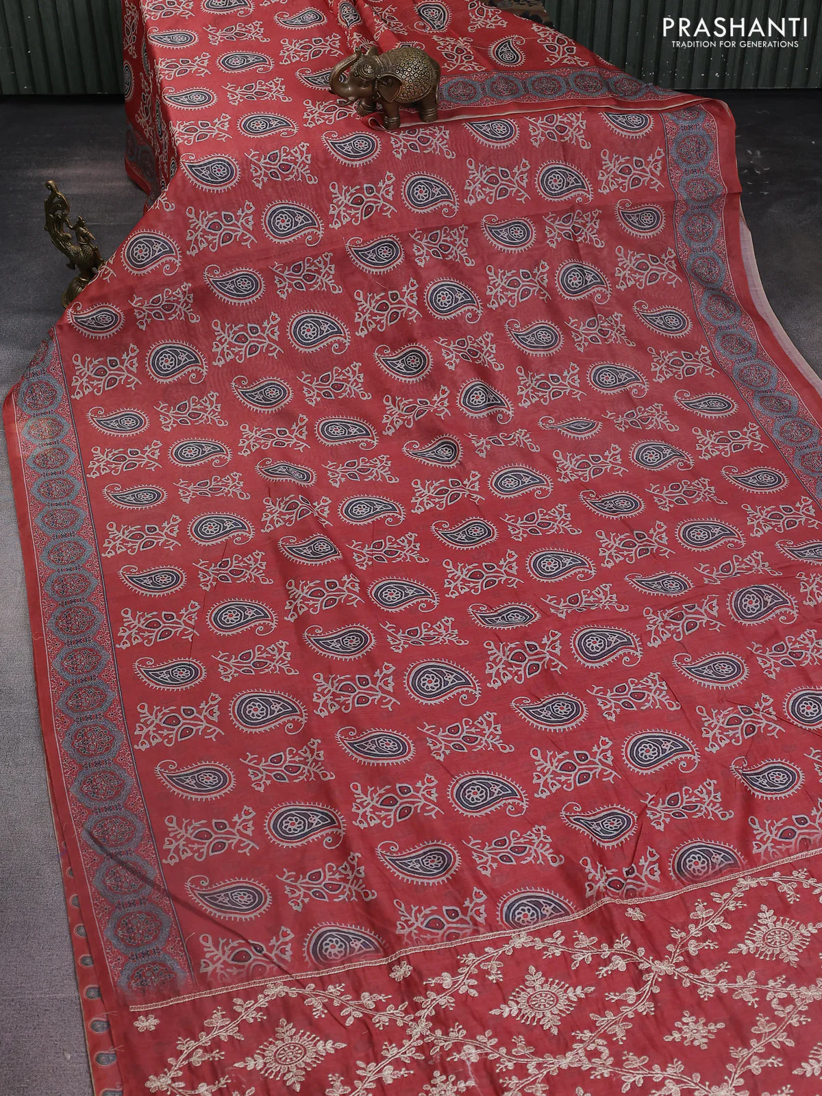 Semi chanderi saree peach shade with allover prints and embroidery pallu - Image 2