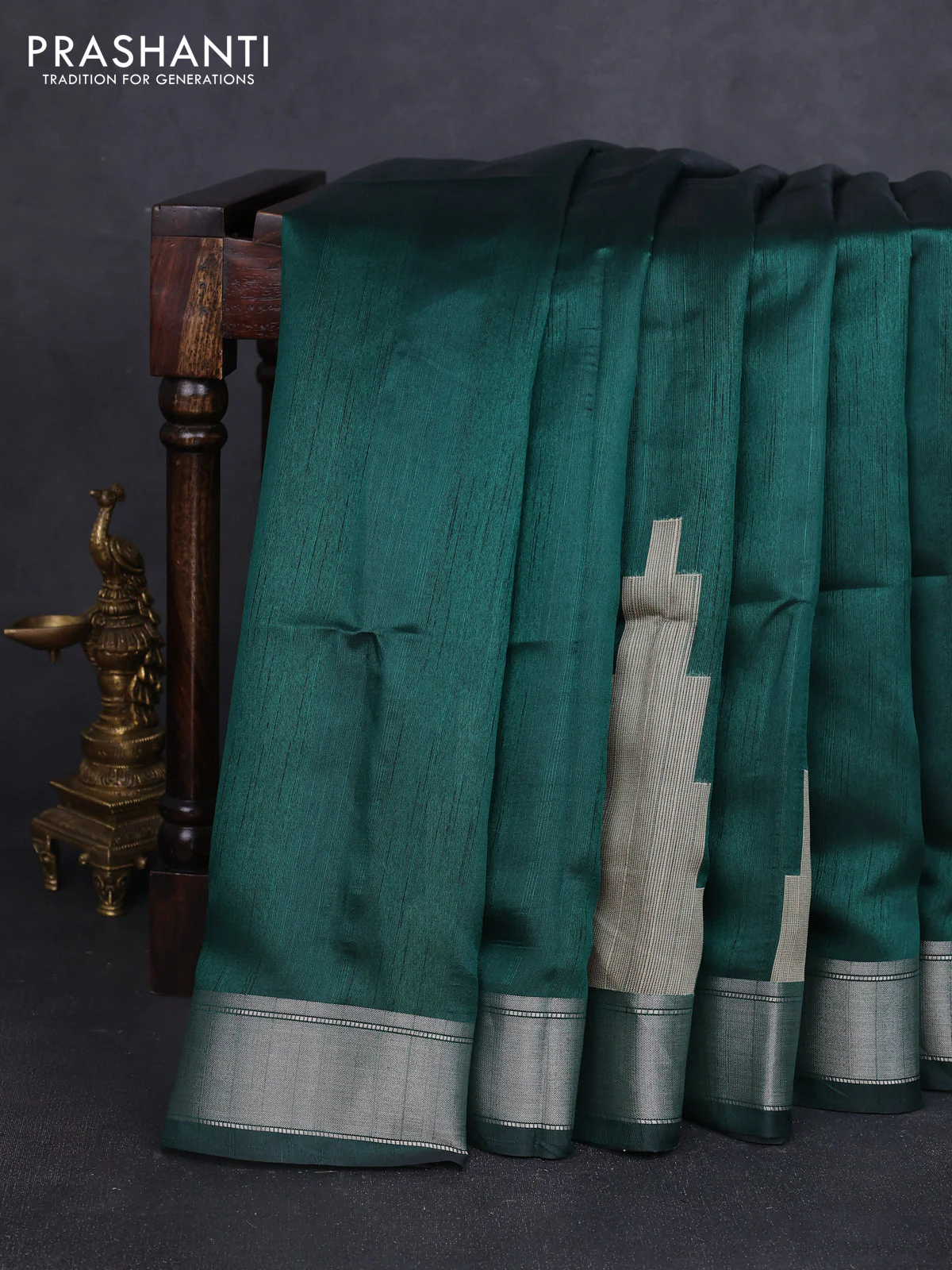 Semi dupion saree bottle green with plain body and mural printed pallu - Image 2