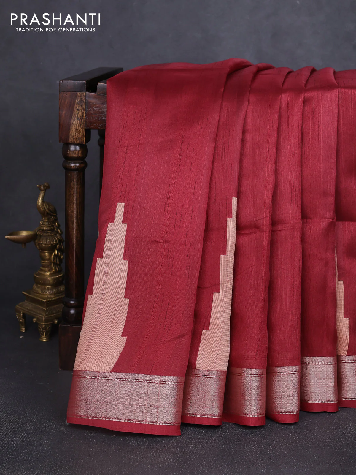 Semi dupion saree maroon with plain body and mural printed pallu - Image 2