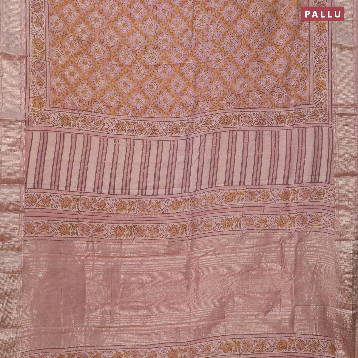 Semi gadwal saree peach shade with allover floral prints and zari woven border - Image 3