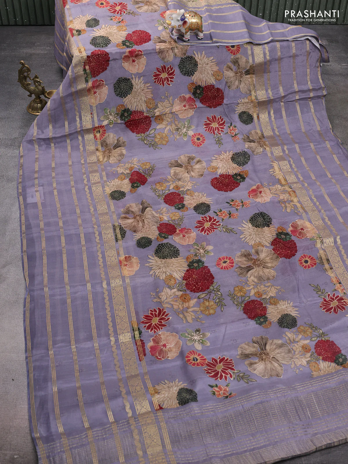 Semi georgette saree grey with allover floral prints and long zari woven border - Image 2