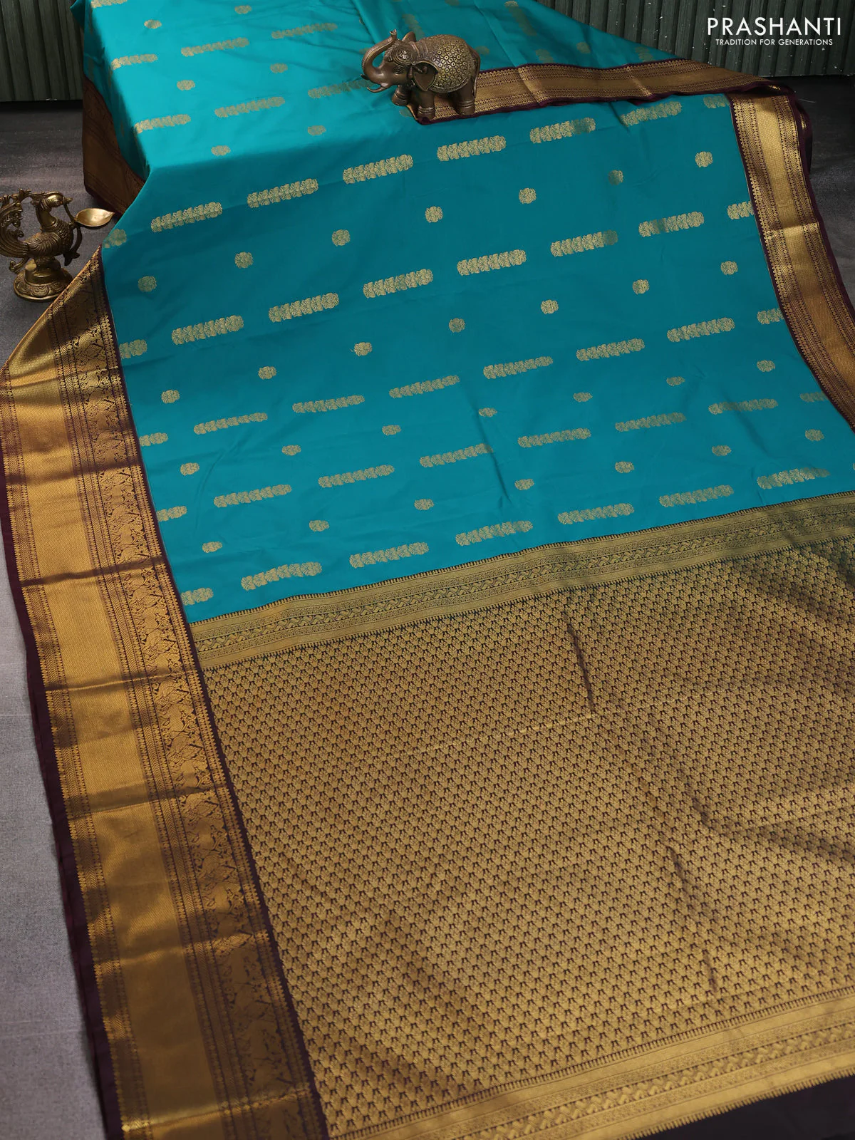 Semi kanchipuram silk saree teal green and wine shade with zari woven buttas and long rich zari woven korvai border - Image 2