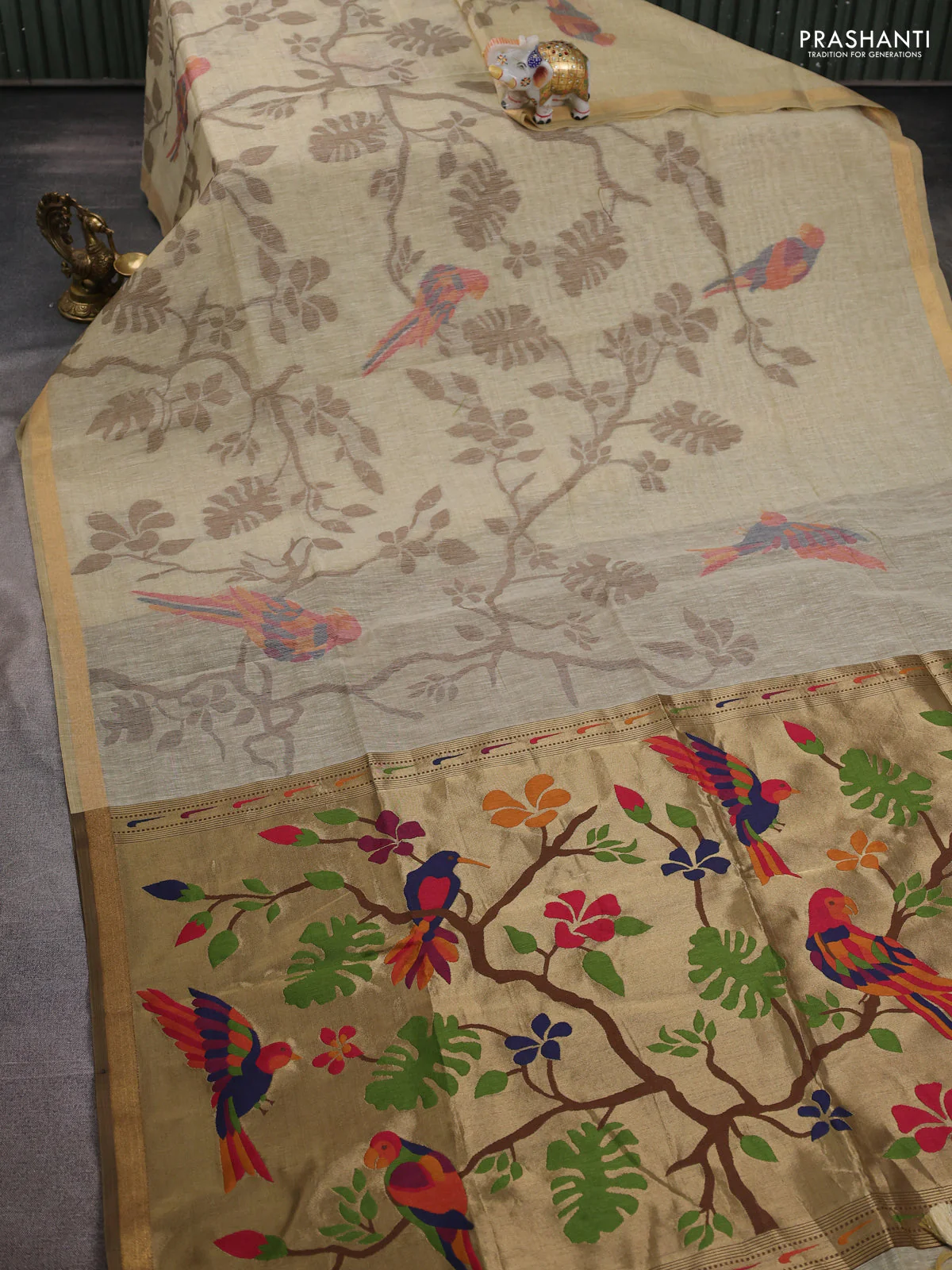 Semi linen saree beige and brown with allover thread weaves and paithani pallu - Image 2