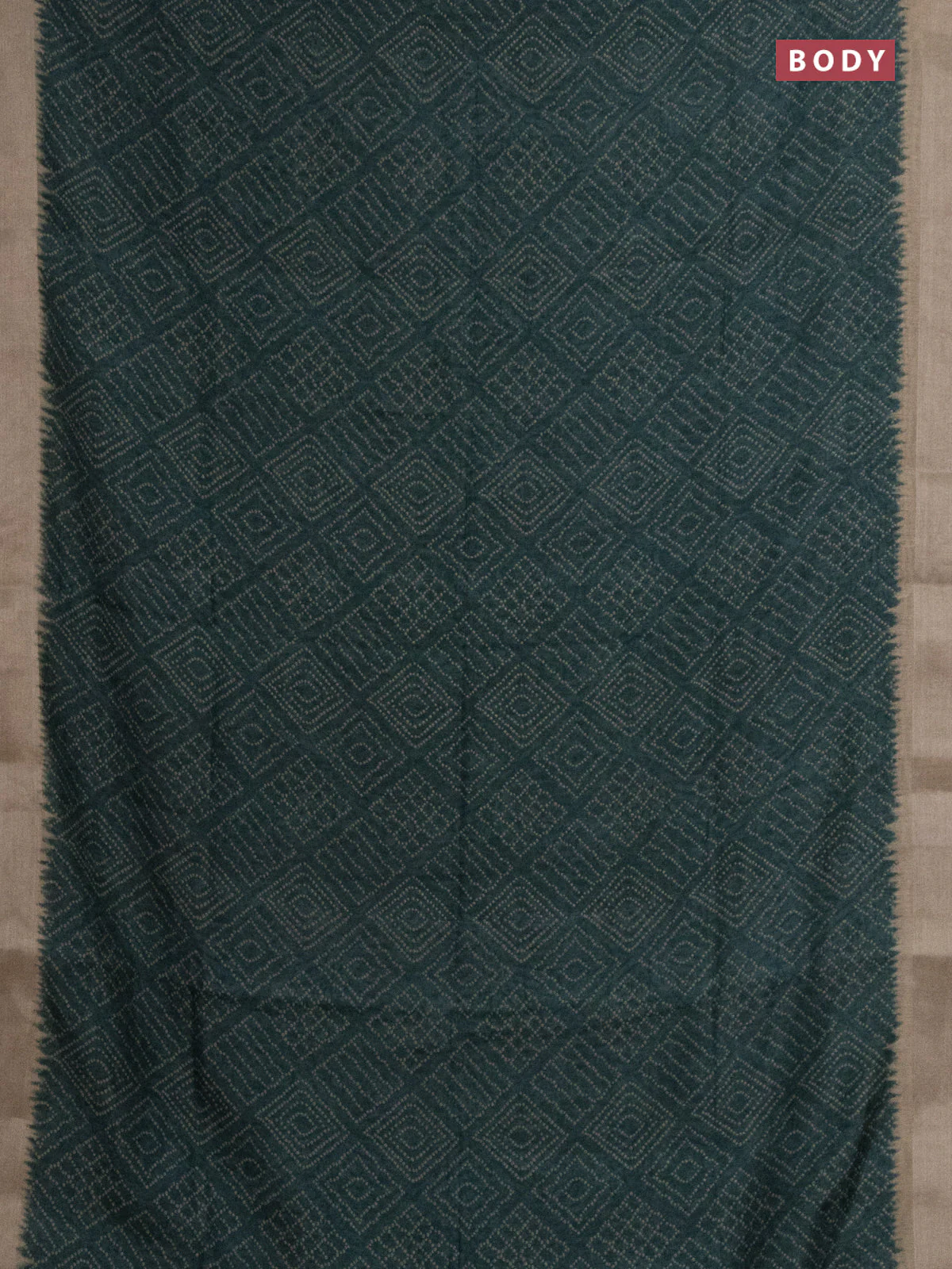 Semi linen saree bottle green and beige with allover bandhani prints and kalamkari printed pallu & blouse - Image 2