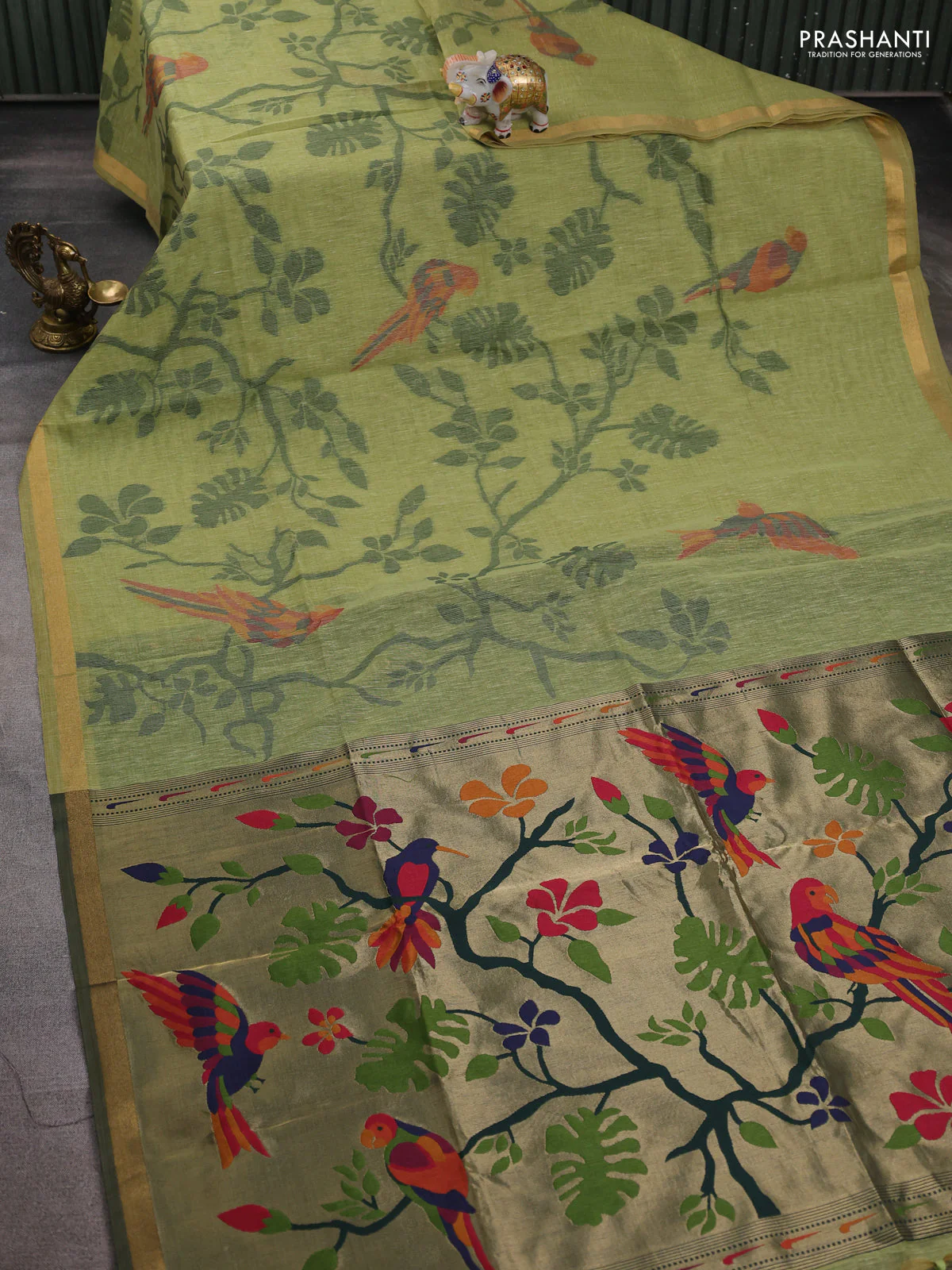 Semi linen saree light green and bottle green with allover thread weaves and paithani pallu - Image 2