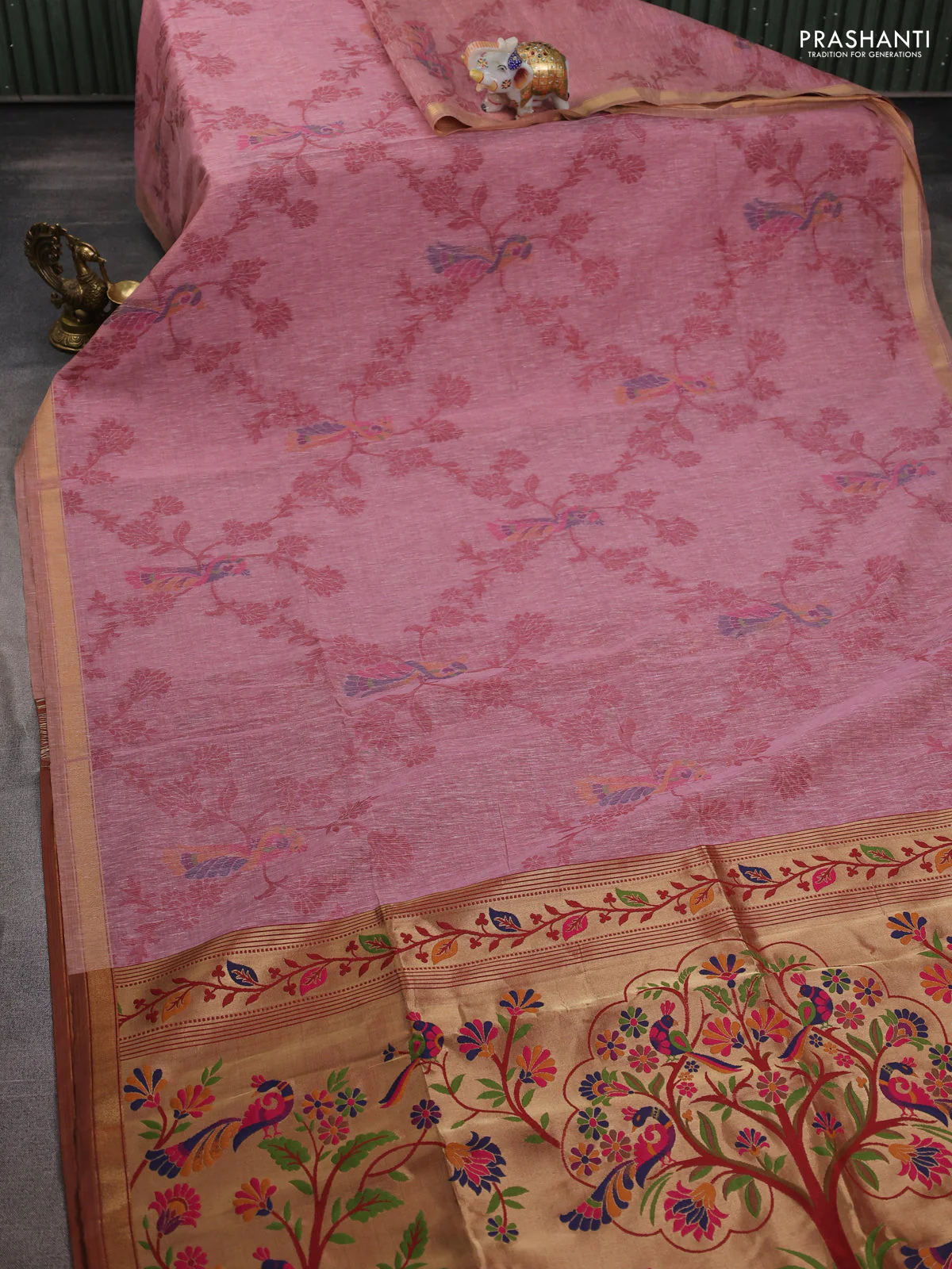 Semi linen saree peach pink and maroon with allover thread weaves and paithani pallu - Image 2