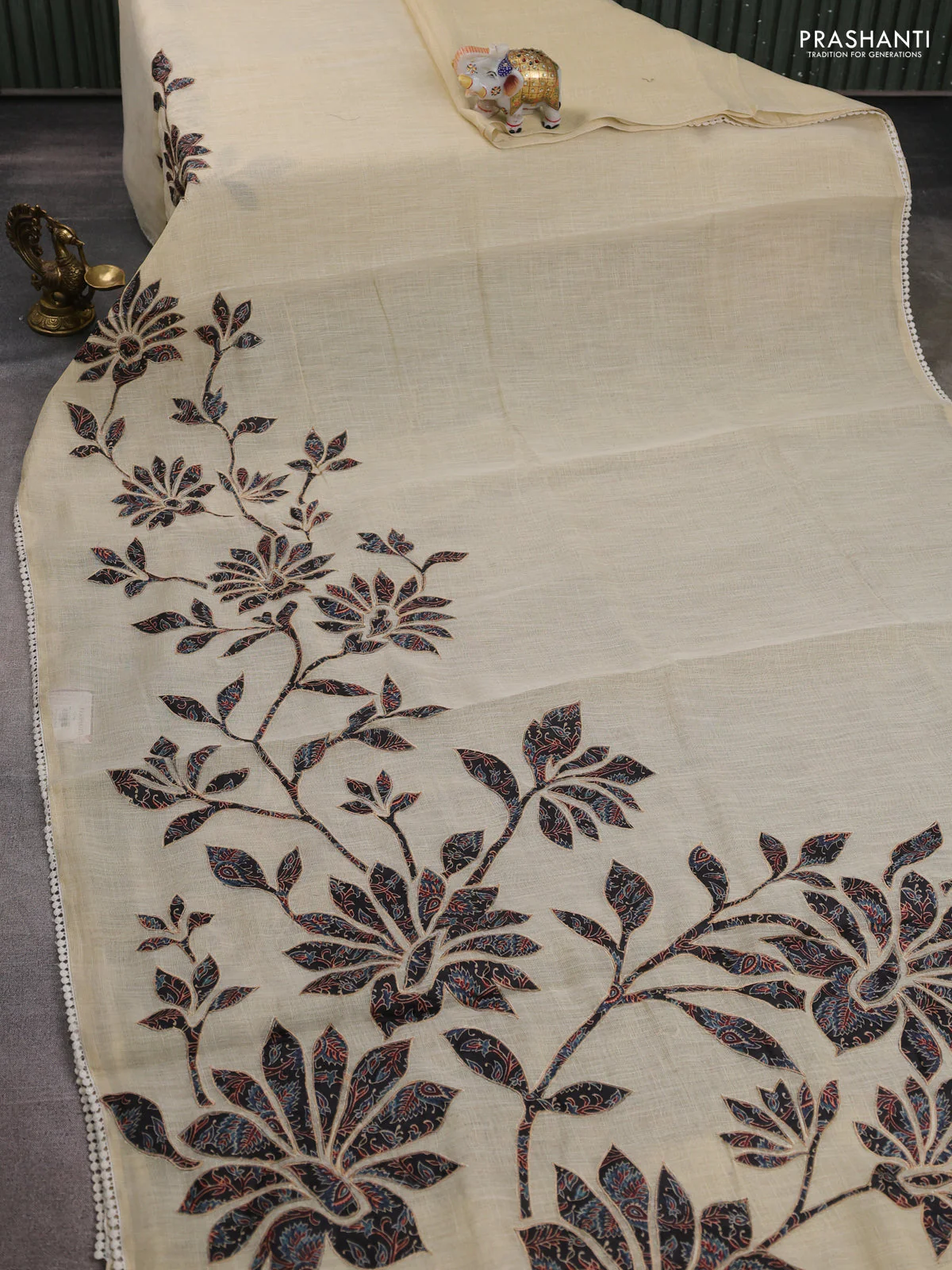 Semi linen tissue saree cream and black with kalamkari applique work and crocia lace work border - Image 2