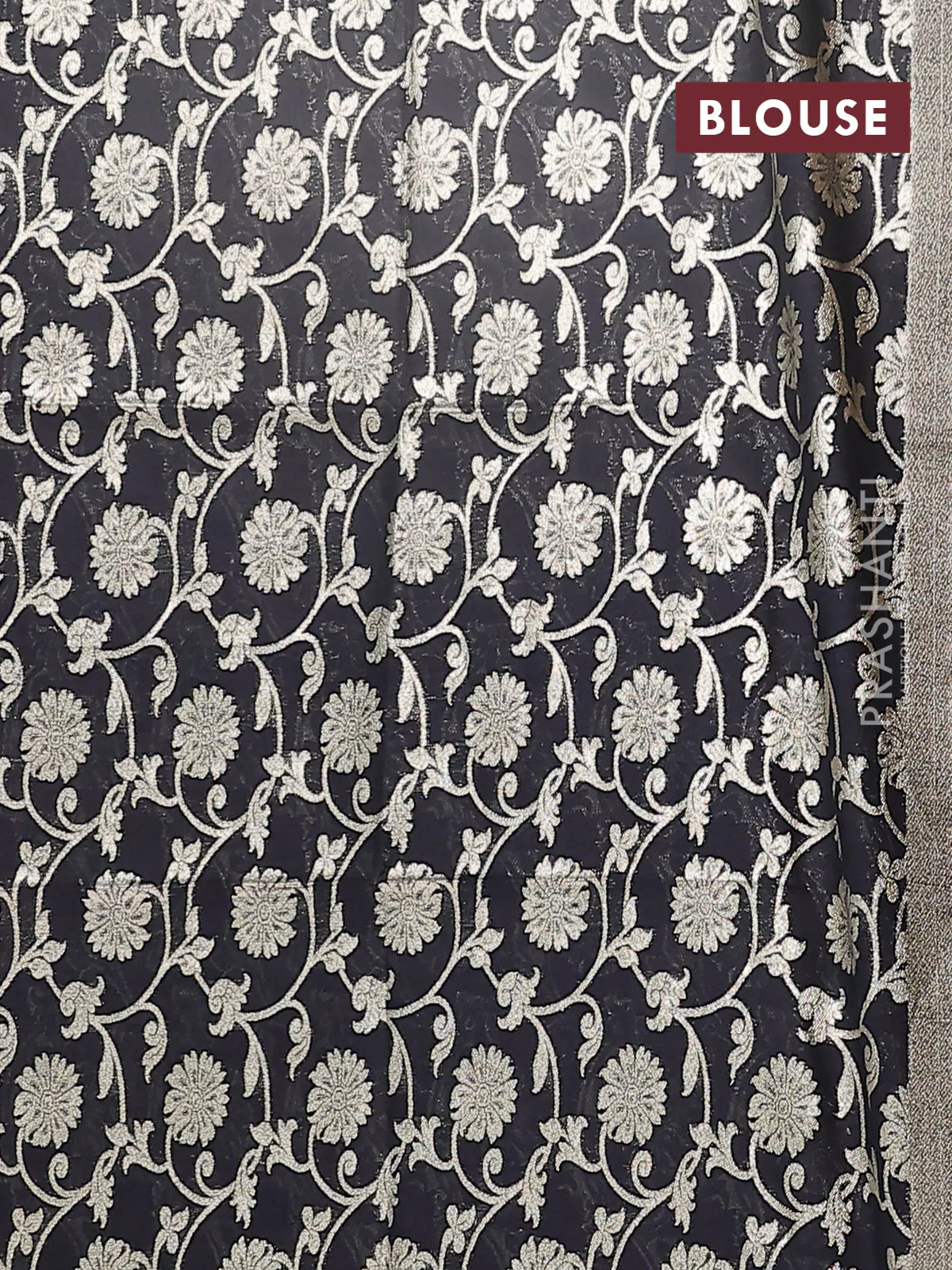 Semi mangalgiri saree lavender shade and black with plain body and zari woven border - Image 4