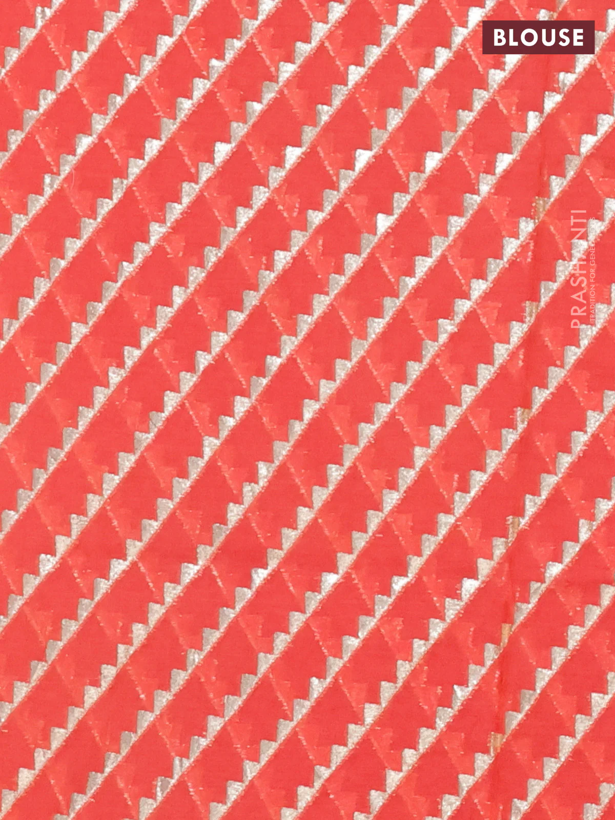 Semi mangalgiri saree red with plain body and zari woven border - Image 4