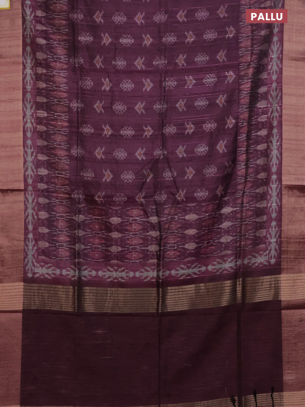 Semi matka saree dark magenat pink with allover ikat prints and zari woven border - Image 3