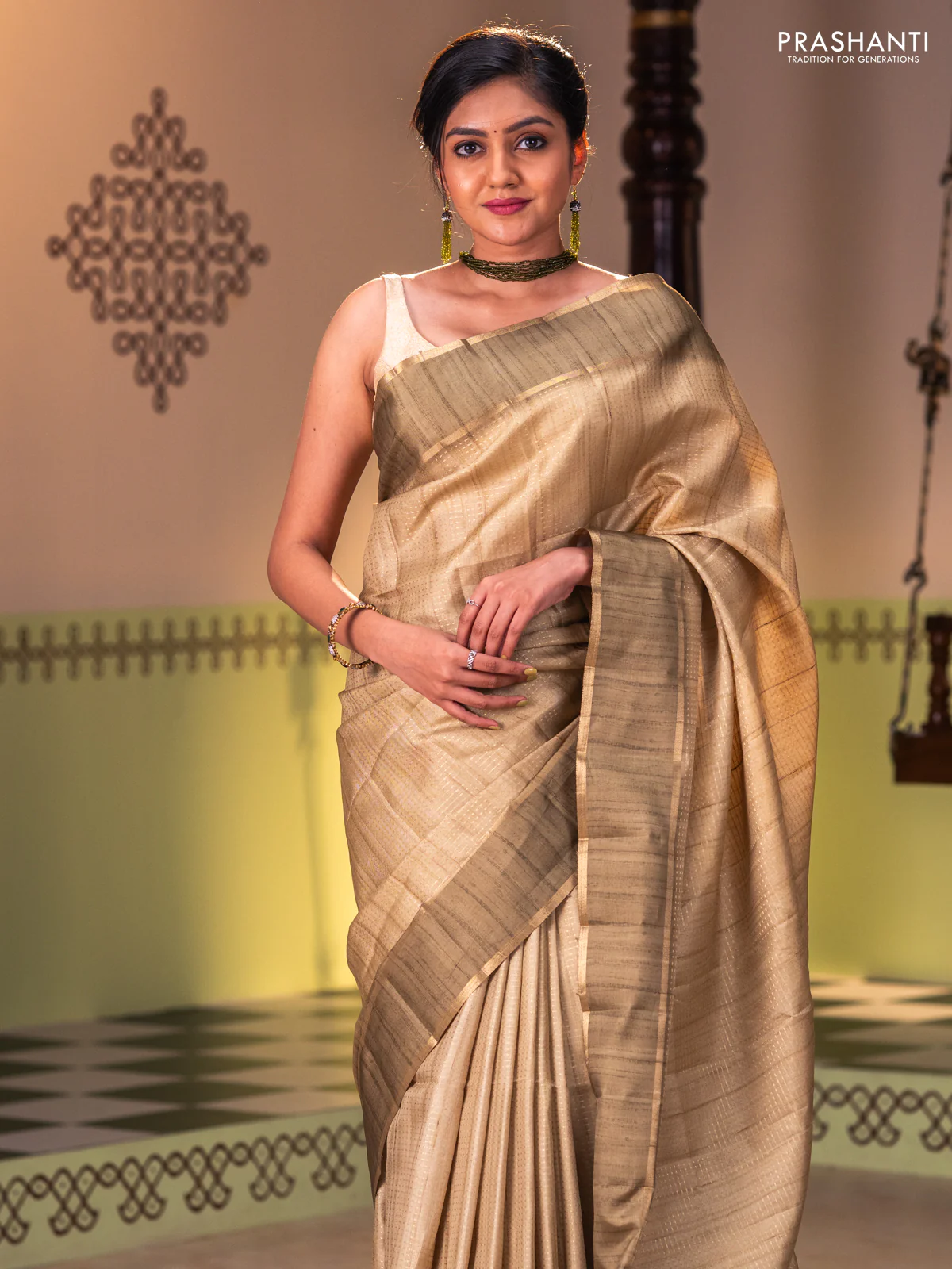 Semi matka saree dark mehendi green with allover zari weaves and rettapet zari woven border - Image 2