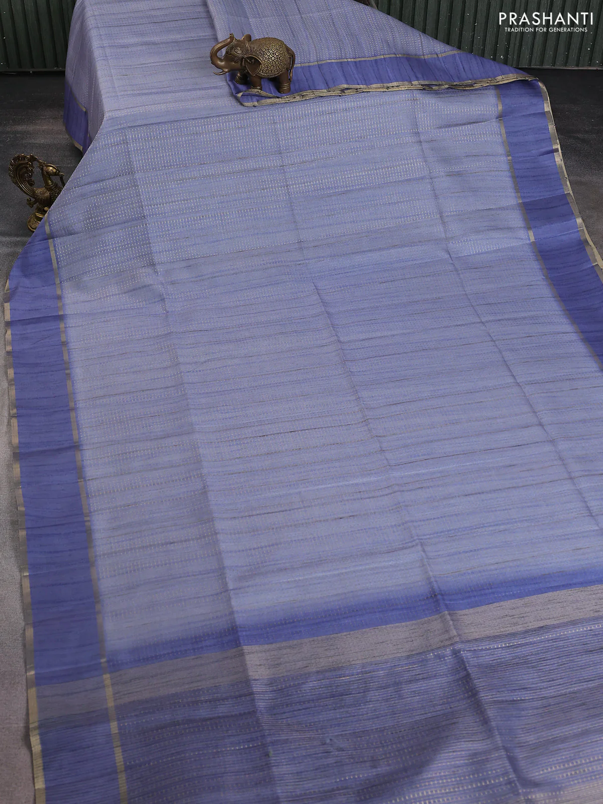 Semi matka saree lavender shade with allover zari weaves and rettapet zari woven border - Image 2