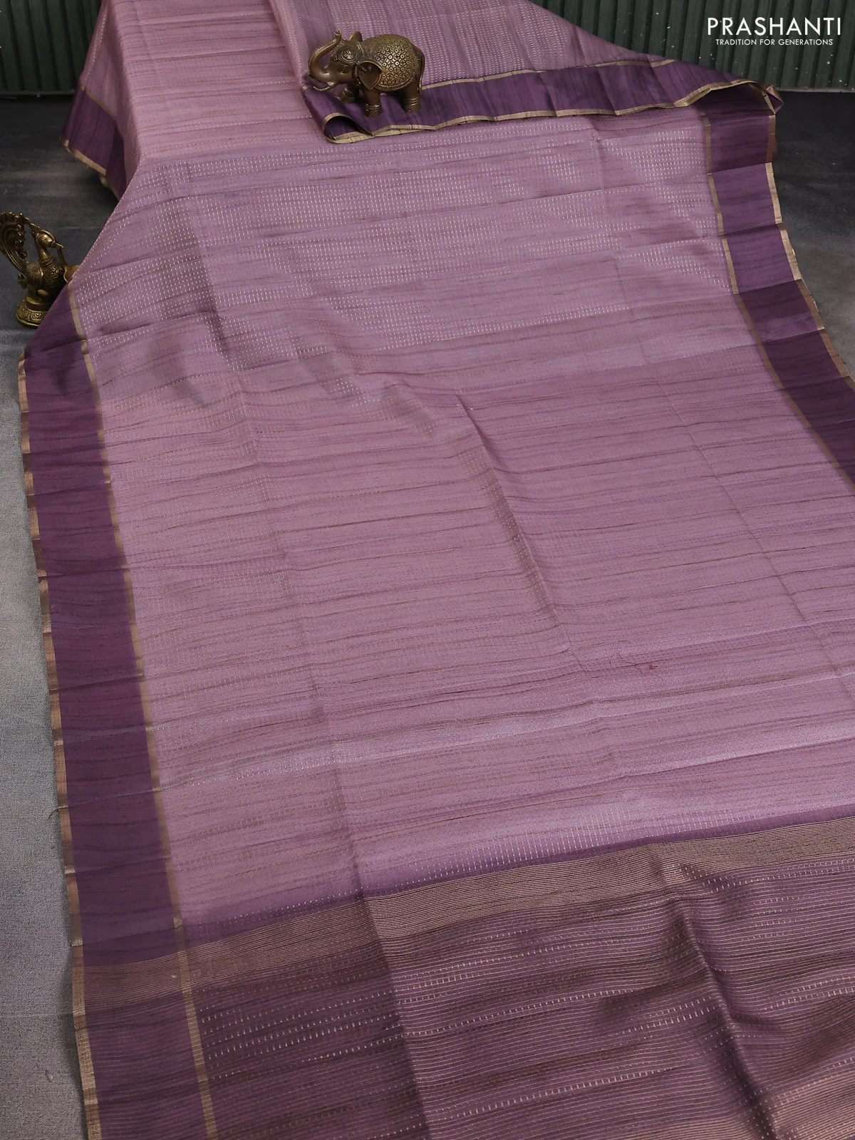 Semi matka saree mauve pink with allover zari weaves and rettapet zari woven border - Image 2