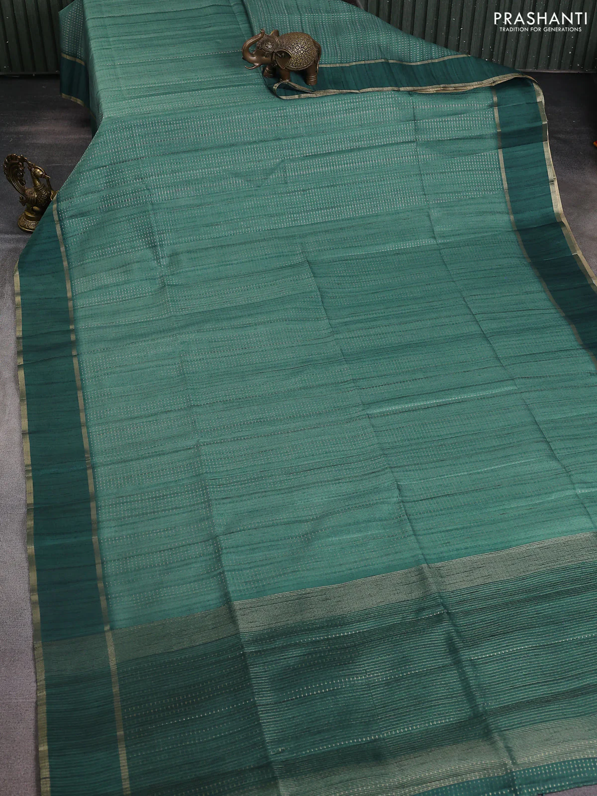 Semi matka saree peacock green with allover zari weaves and rettapet zari woven border - Image 2