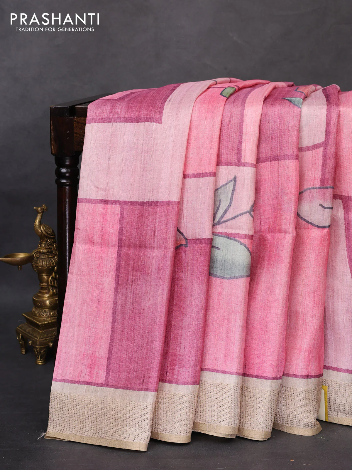 Semi matka saree pink and beige with allover geometric prints and zari woven border - Image 2