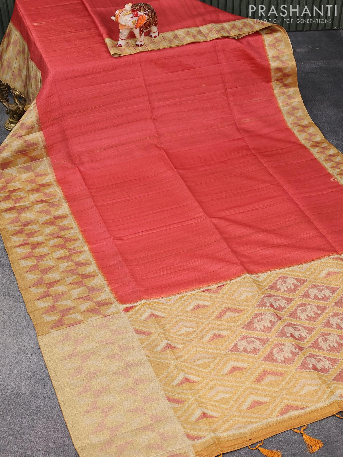 Semi matka saree reddish pink and mustard yellow with plain body and zari woven ikat style border - Image 2