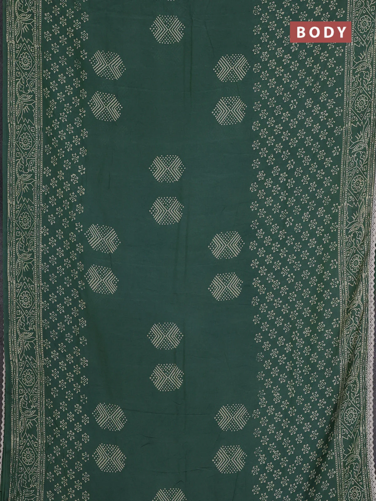 Semi pashmina silk saree green shade and cream with butta prints and crocia lace work border - Image 2