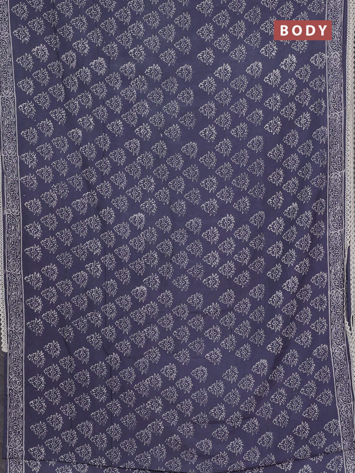 Semi pashmina silk saree grey and cream with allover butta prints and crocia lace work border - Image 2