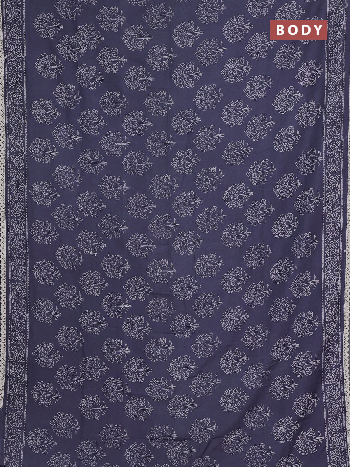 Semi pashmina silk saree grey and cream with allover floral butta prints and crocia lace work border - Image 2