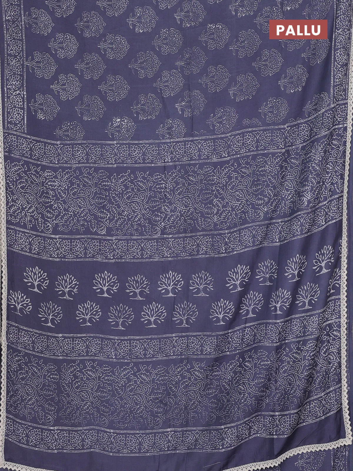 Semi pashmina silk saree grey and cream with allover floral butta prints and crocia lace work border - Image 3