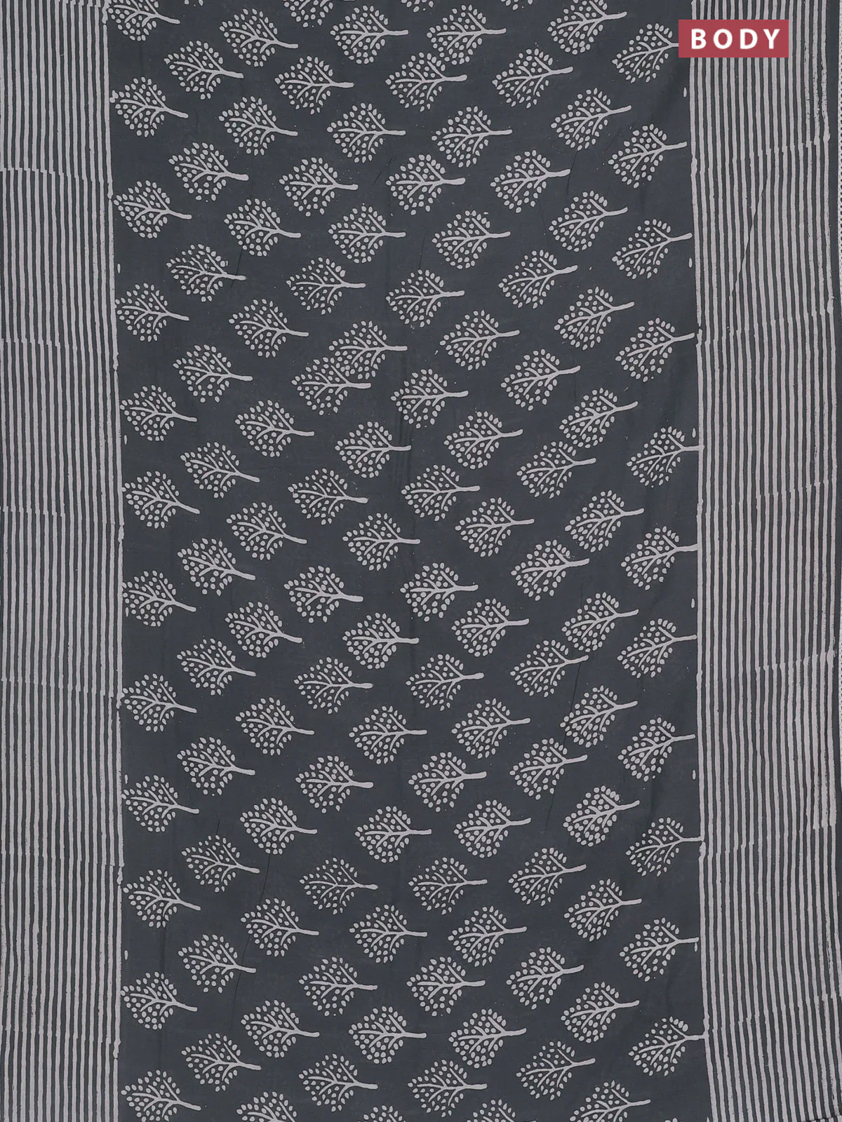 Semi pashmina silk saree grey and cream with allover tree butta prints and crocia lace work border - Image 2