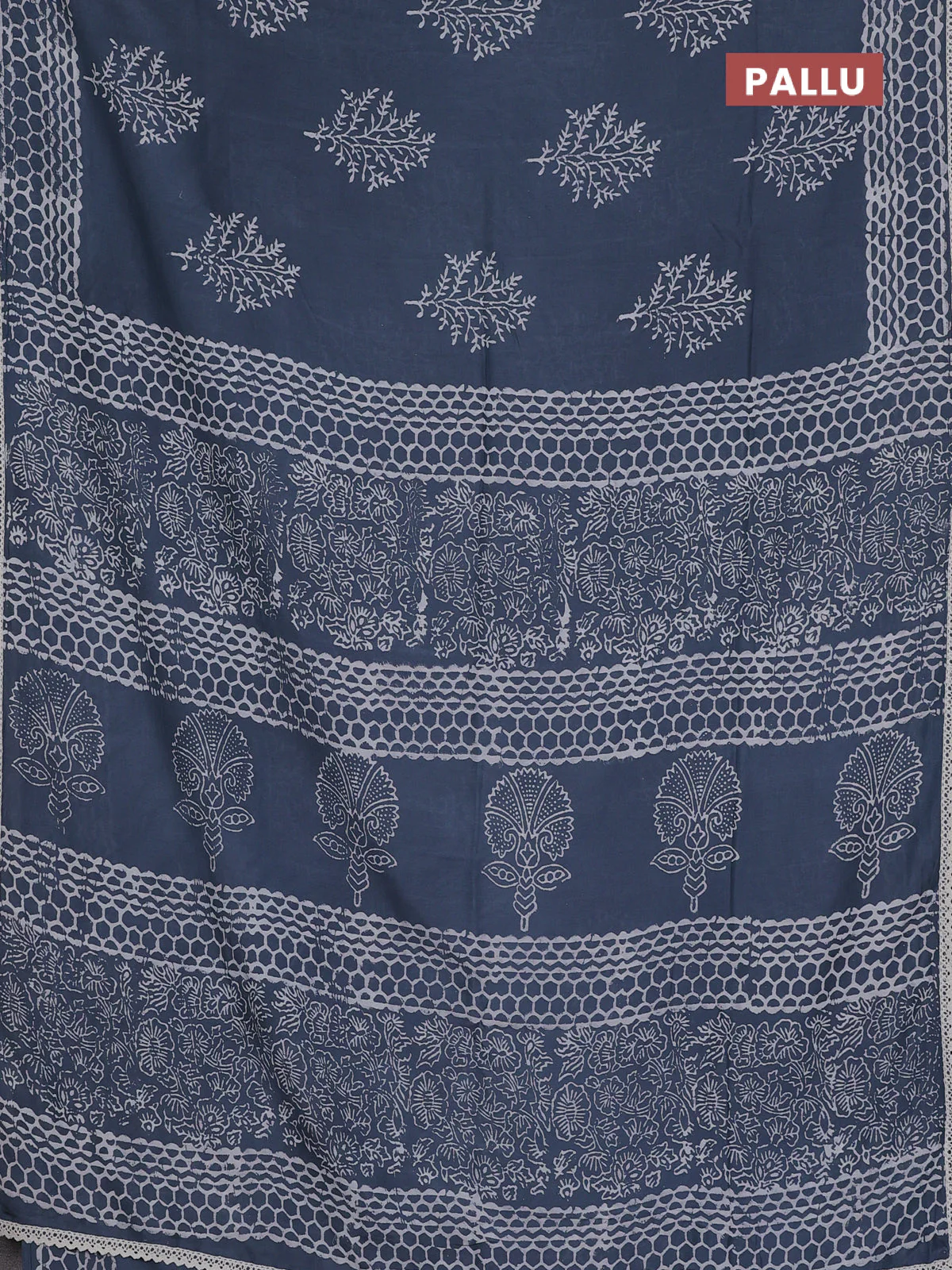 Semi pashmina silk saree grey and cream with tree butta prints and crocia lace work border - Image 3