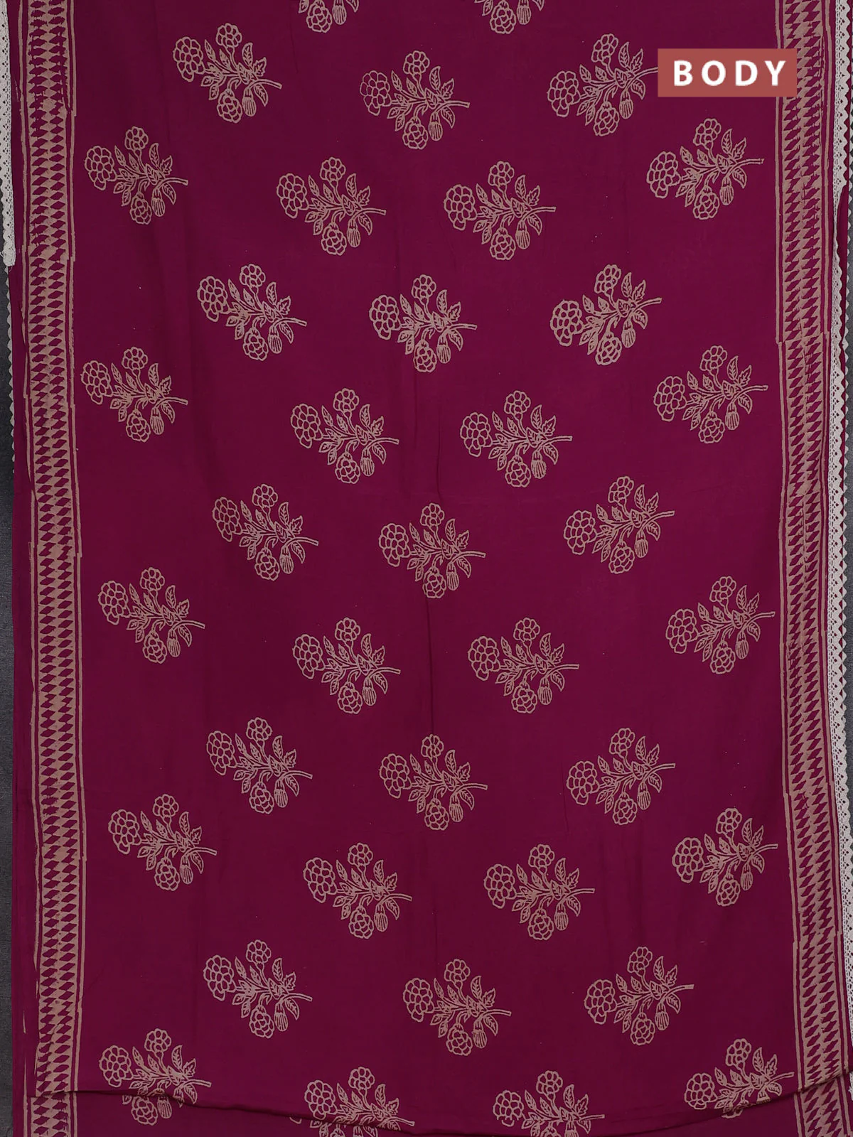 Semi pashmina silk saree magenta pink and cream with butta prints and crocia lace work border - Image 2
