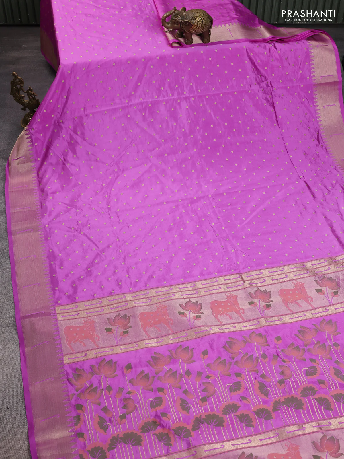 Semi raw silk saree lavender with allover zari woven buttas and pichwai design pallu - Image 2