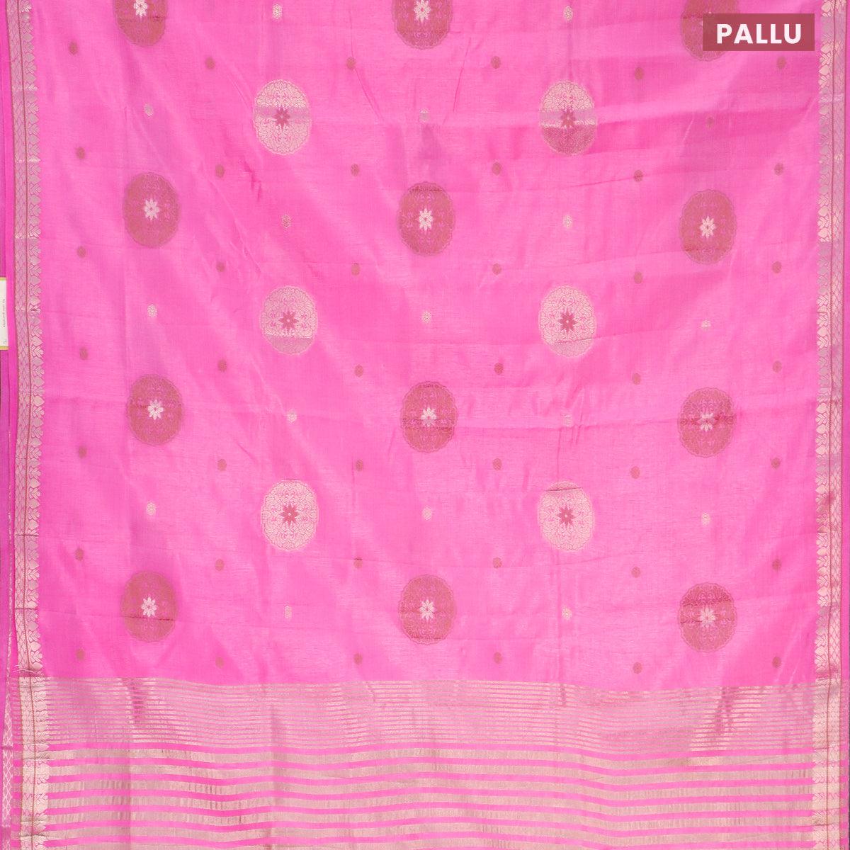Semi raw silk saree pink with thread & zari woven buttas and zari woven border - Image 3