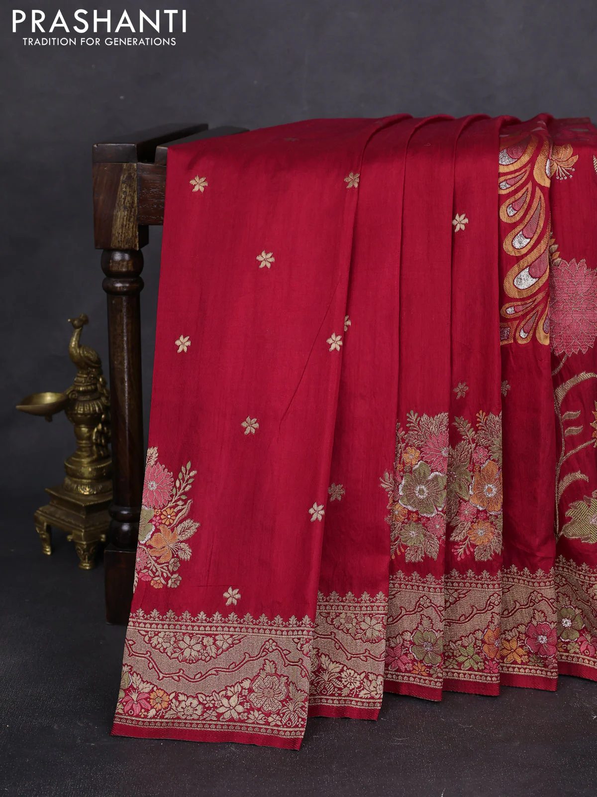 Semi raw silk saree red and allover jamdhani weaves and zari woven border - Image 2