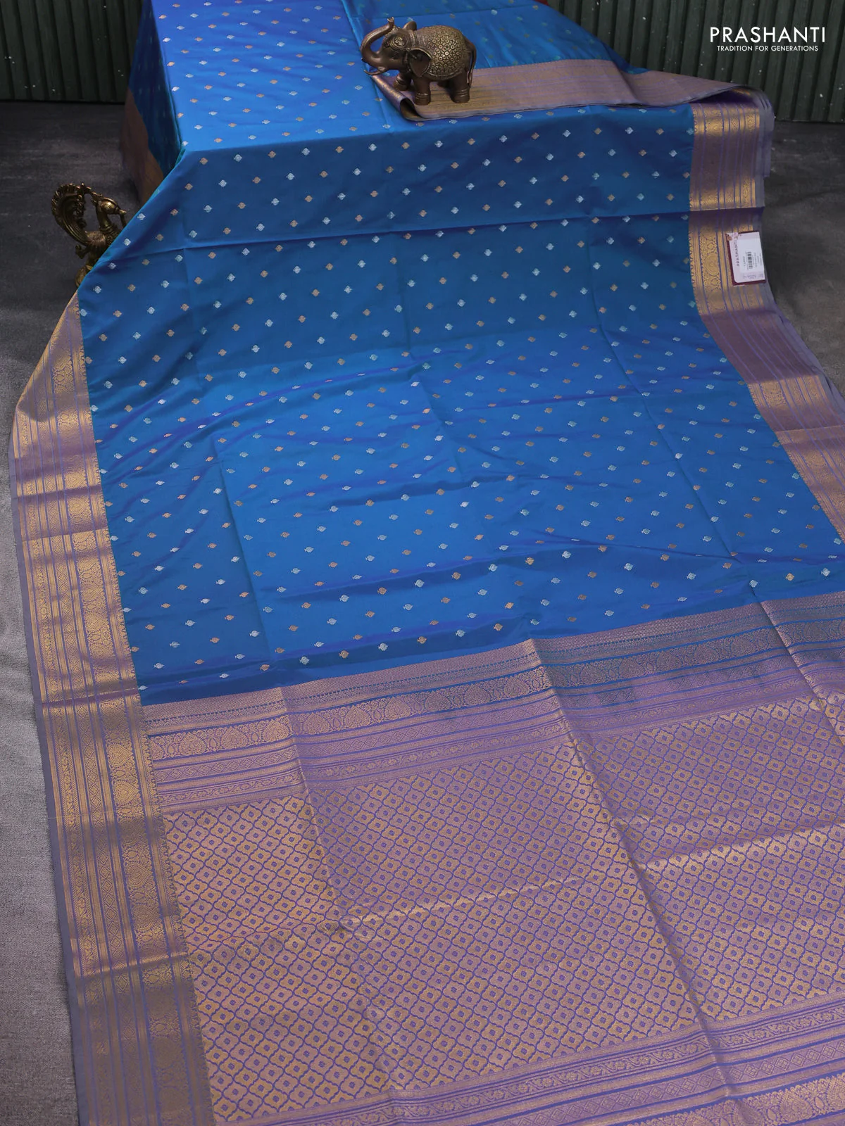 Semi soft silk saree blue and pastel green with allover zari woven buttas and zari woven korvai border - Image 2