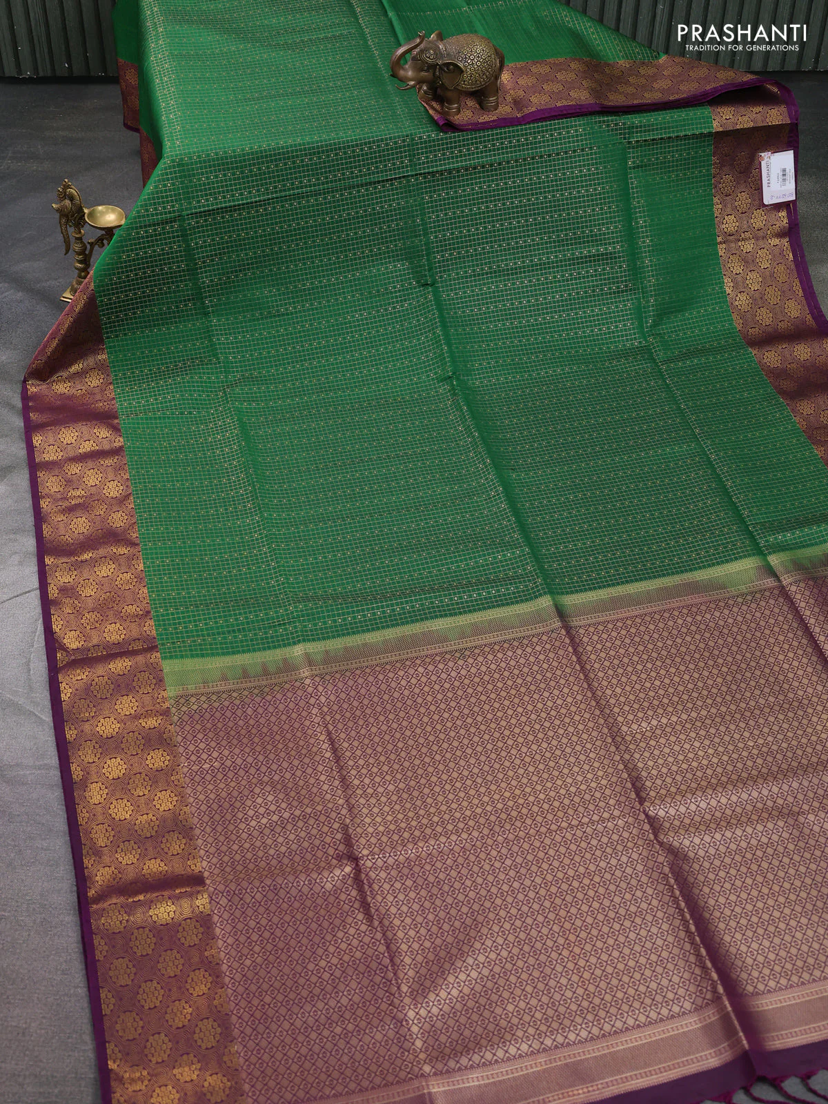 Semi soft silk saree green and purple with allover small checks & buttas and zari woven border - Image 2