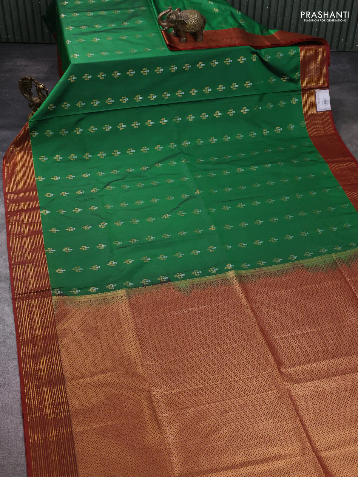 Semi soft silk saree green and rust shade with allover zari woven buttas and zari woven korvai border - Image 2