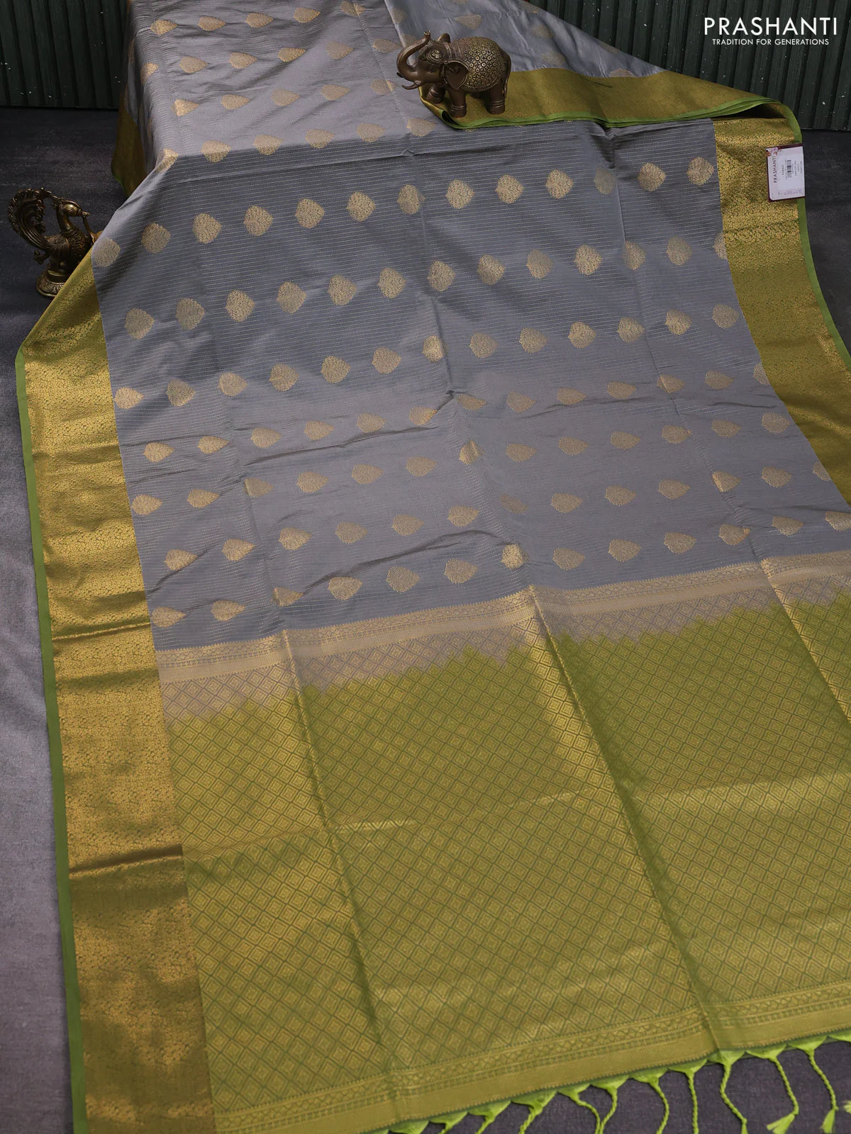 Semi soft silk saree grey and lime green with allover zari weaves & buttas and zari woven border - Image 2